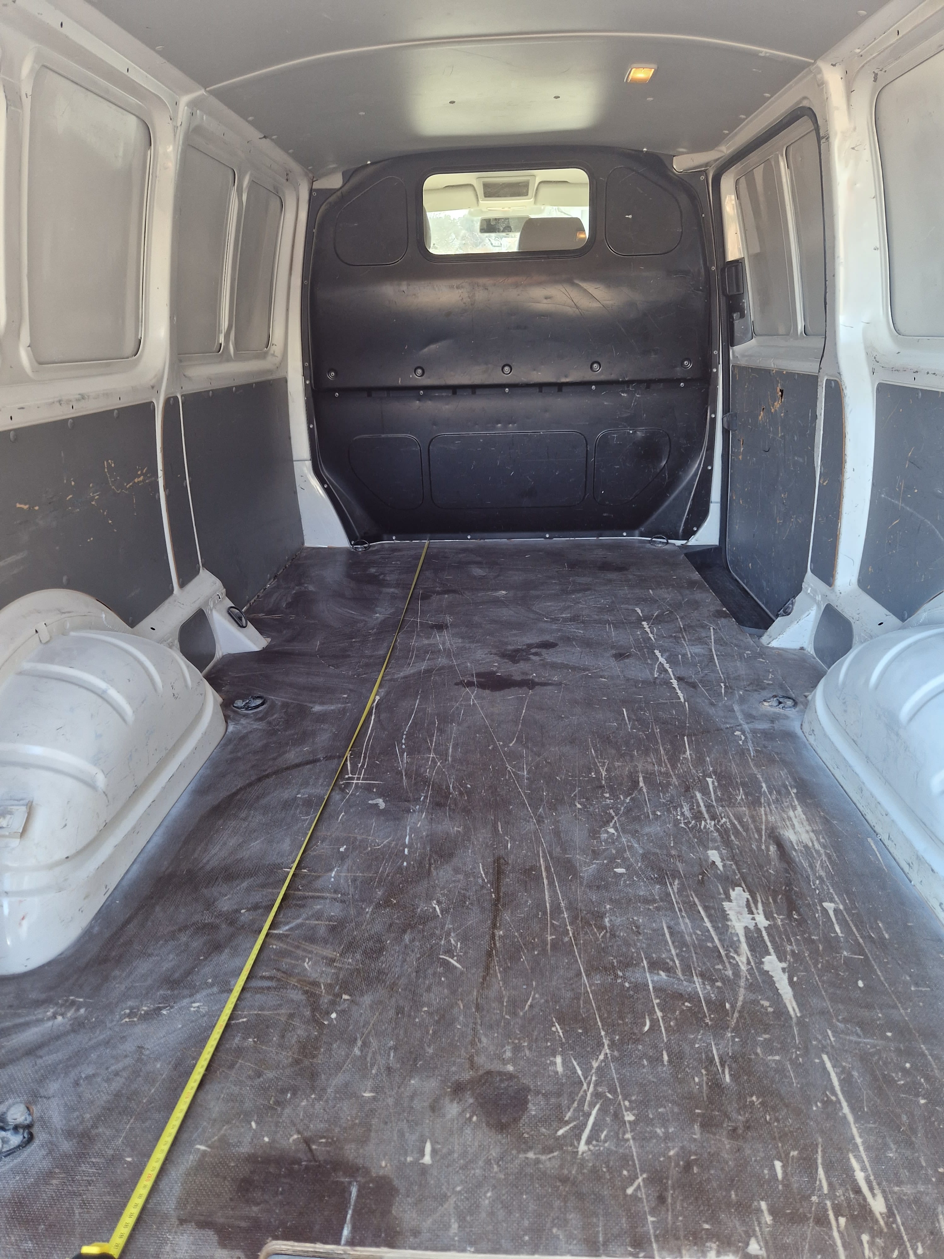 Volkswagen Transporter 2.0 TDI Lang Utgave med Lydinngang