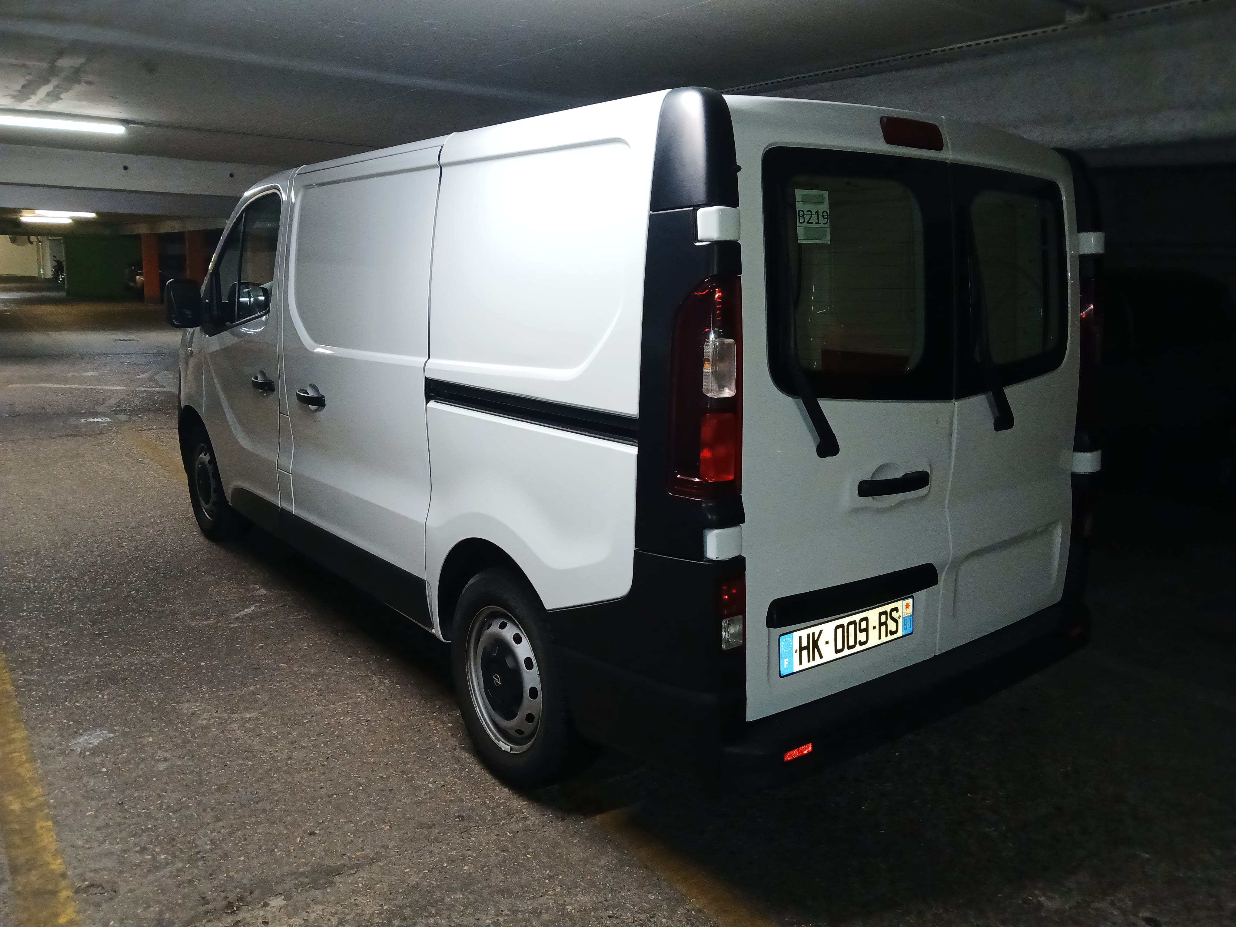 Opel Vivaro avec Audio Bluetooth