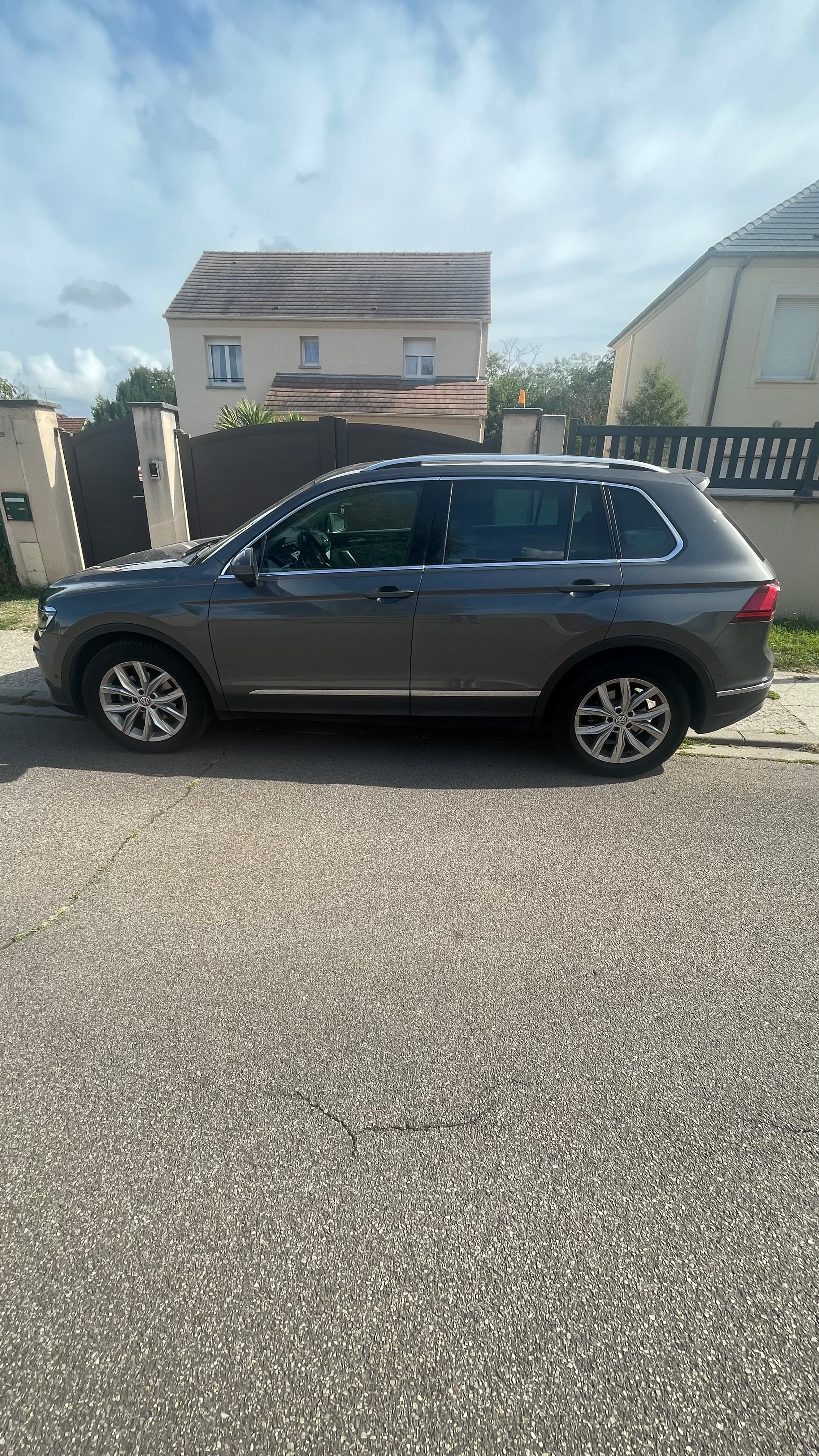Volkswagen Tiguan avec Climatisation