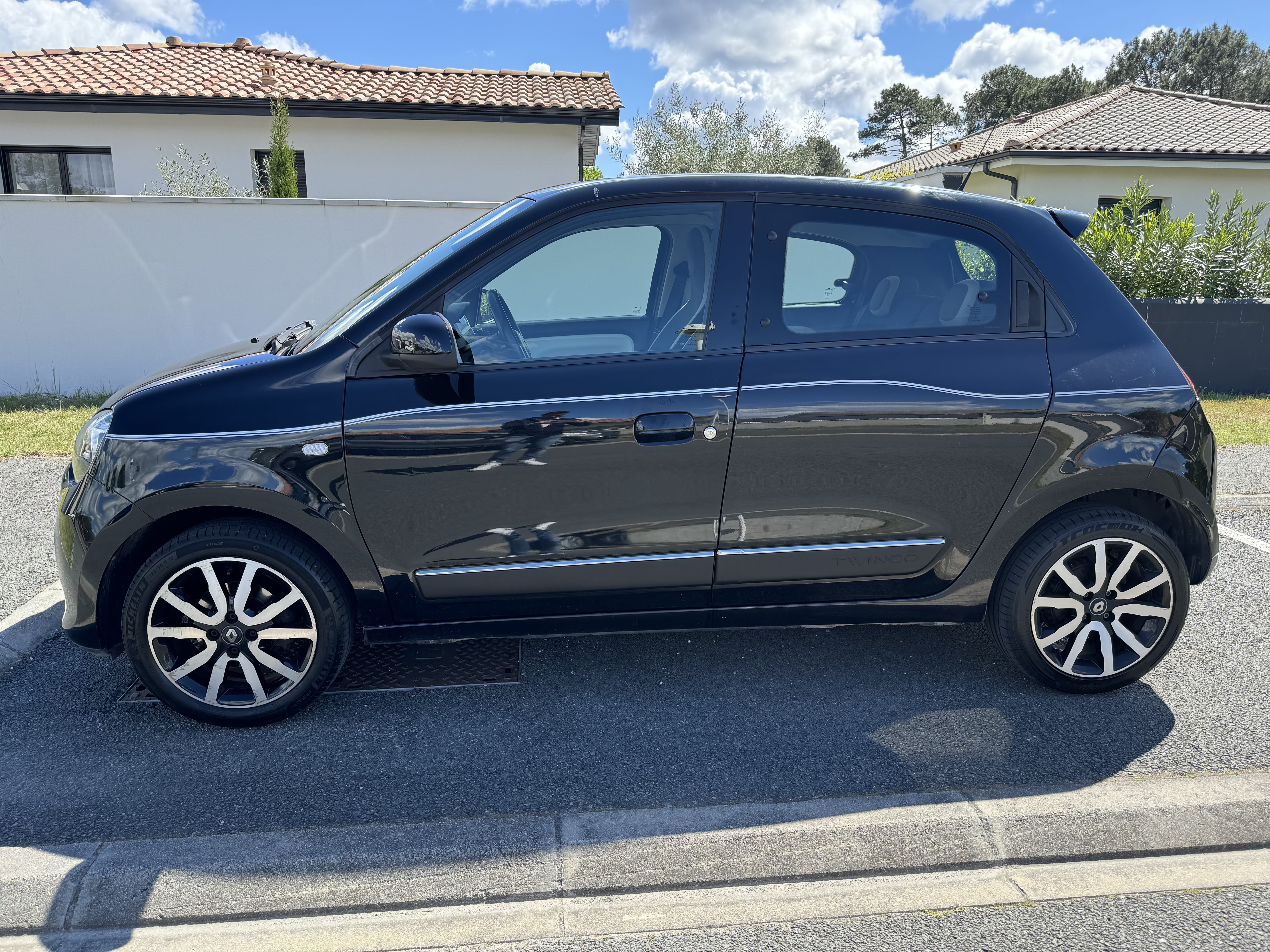 Renault Twingo III 1.0 TCe 70 avec Climatisation