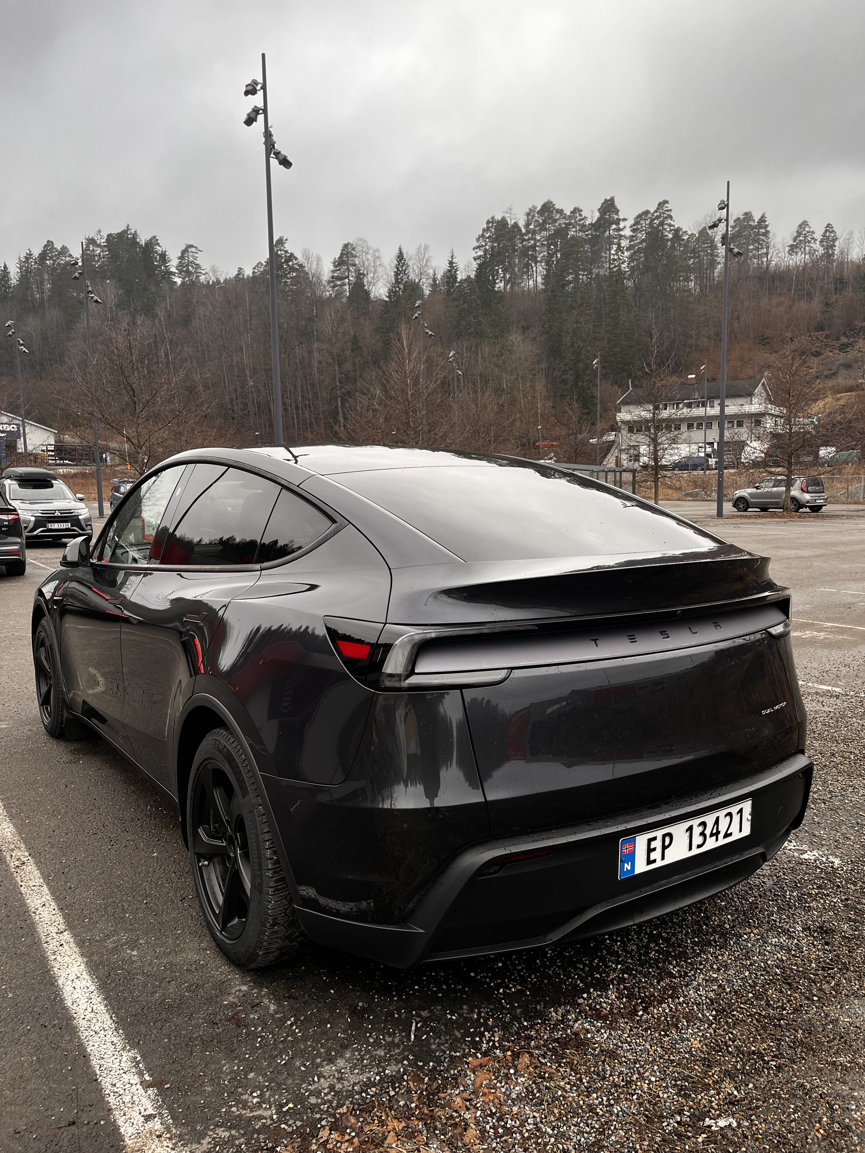 Tesla Model Y Long Range med Ryggekamera