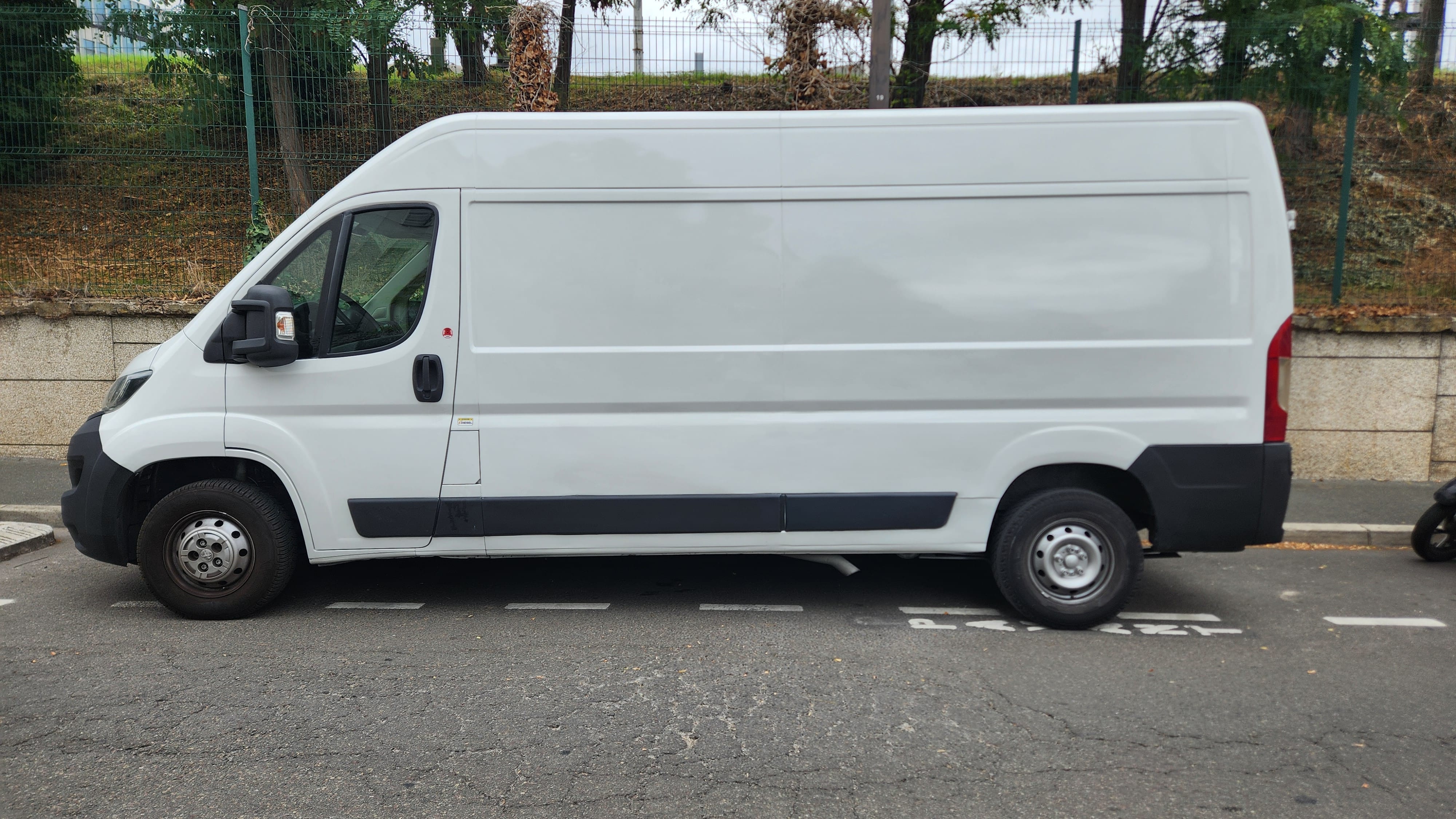 Peugeot Boxer L3H2 2.0 BlueHDI 110 PRO avec Climatisation