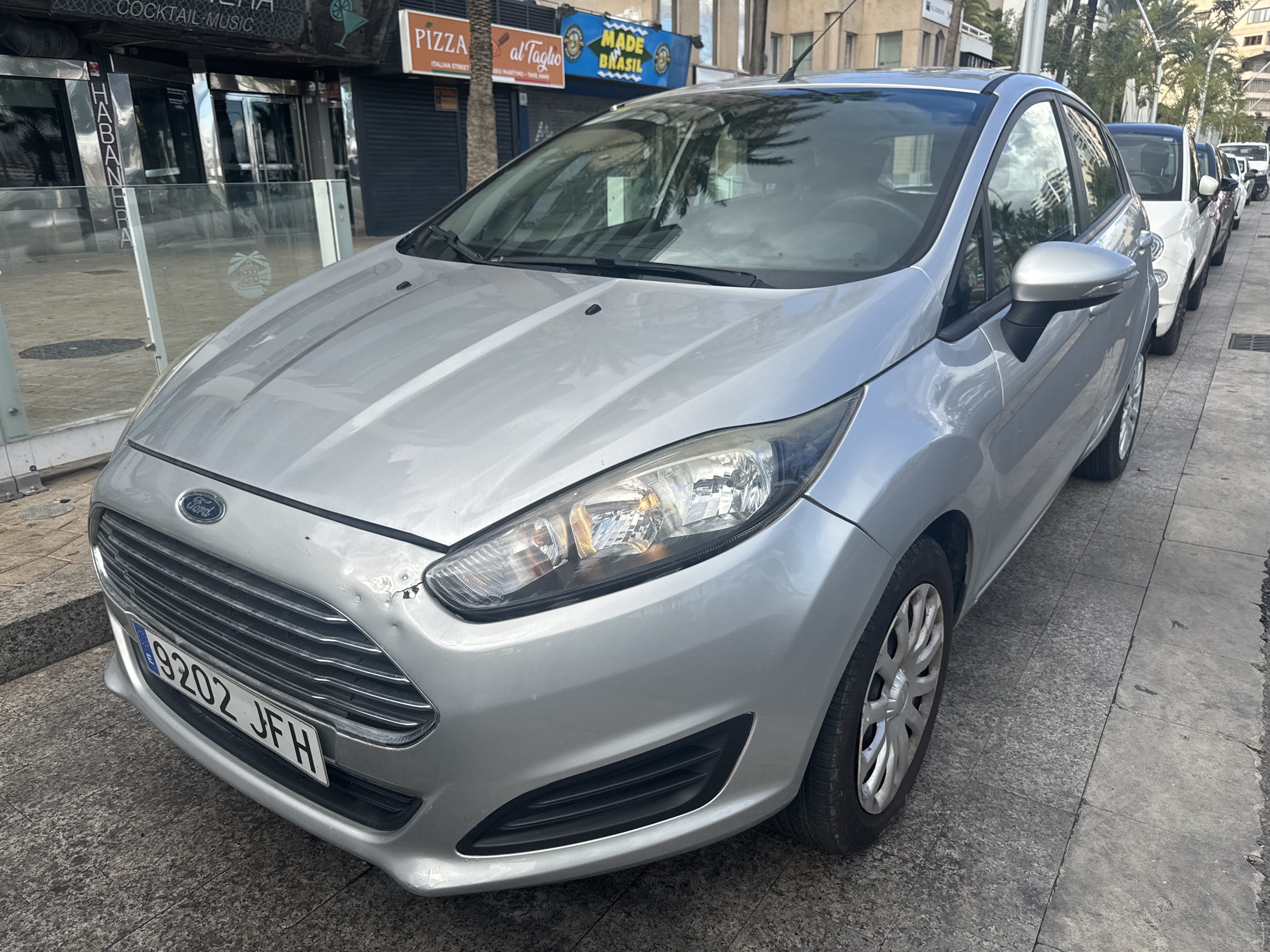 Ford Fiesta, 2015, Gasolina 98