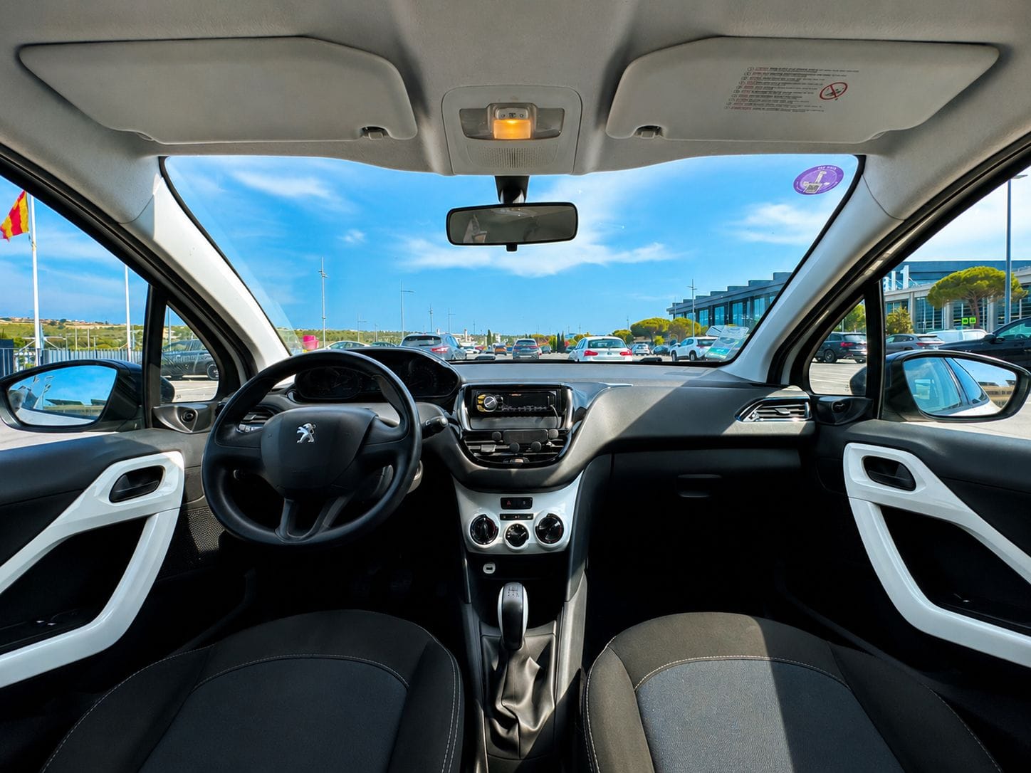 Peugeot 208 avec Entrée audio / iPod