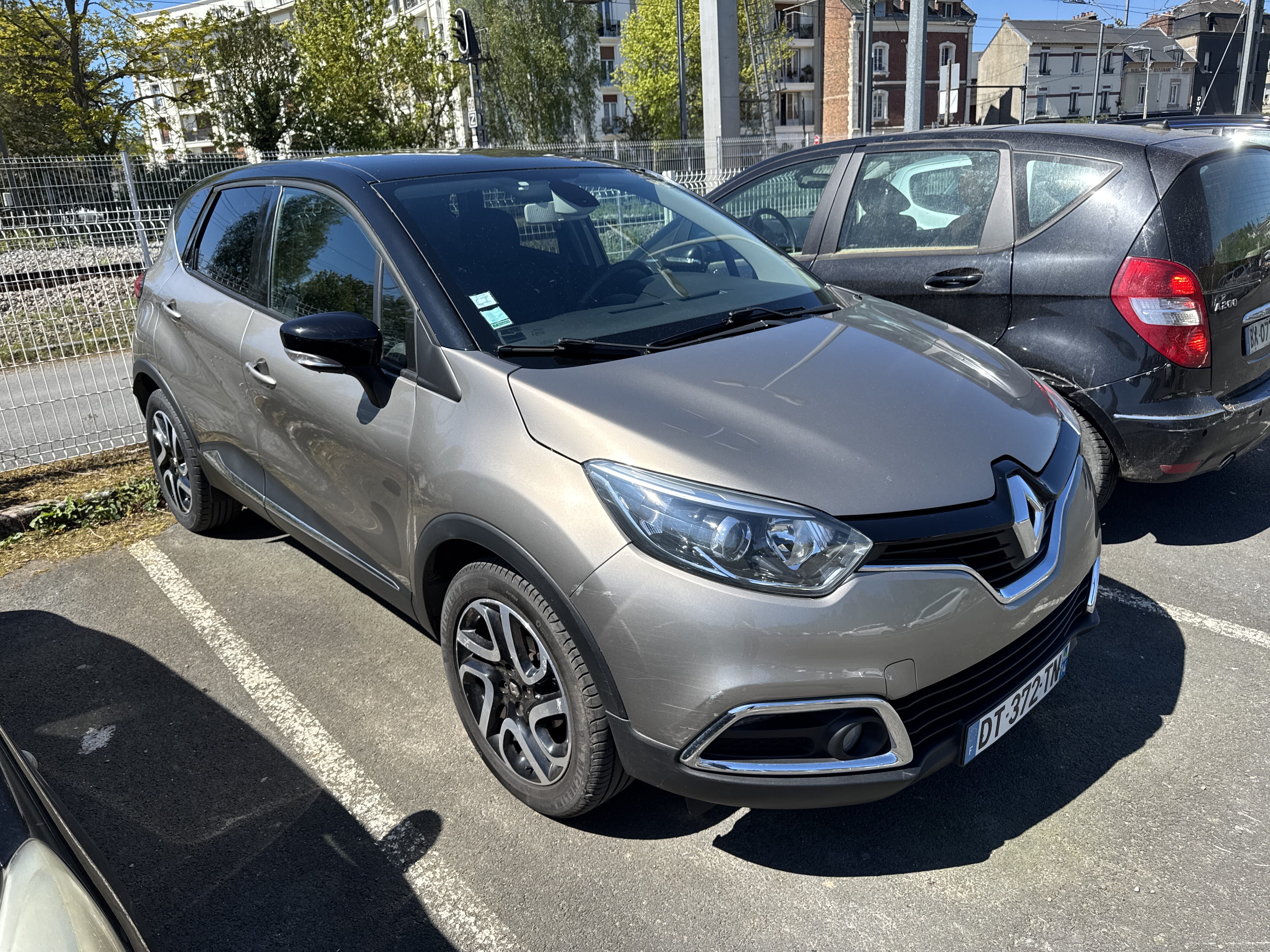 Renault Captur 1,0 TCE 90cv Intens, 2015, Essence 95