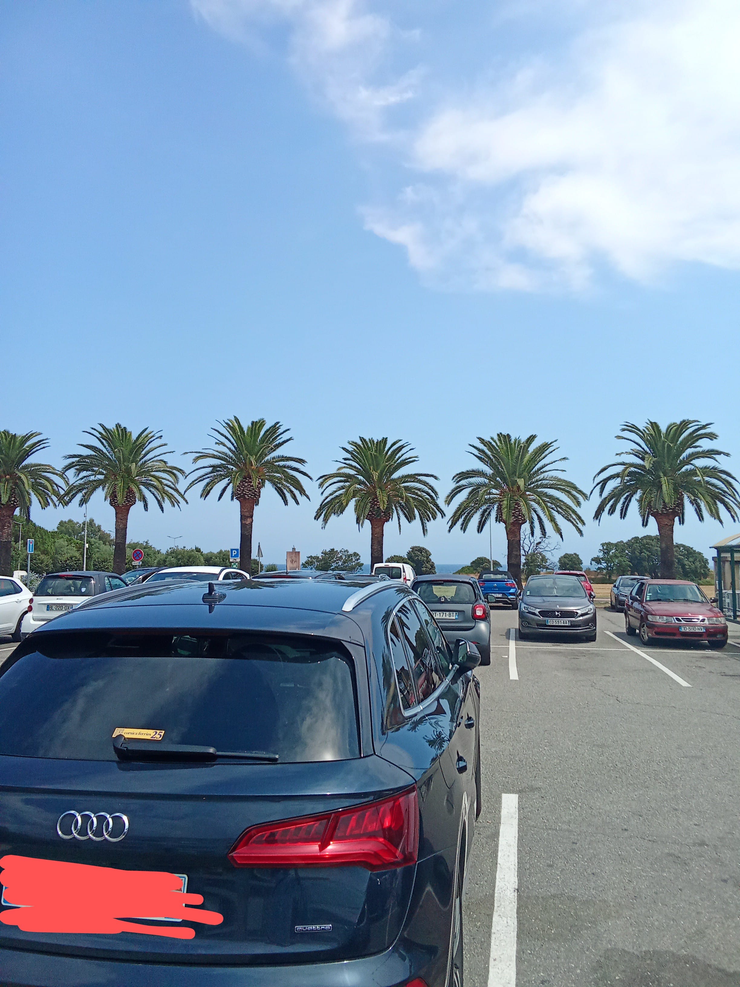 Audi Q5 2.0T Quattro Premium avec Audio Bluetooth