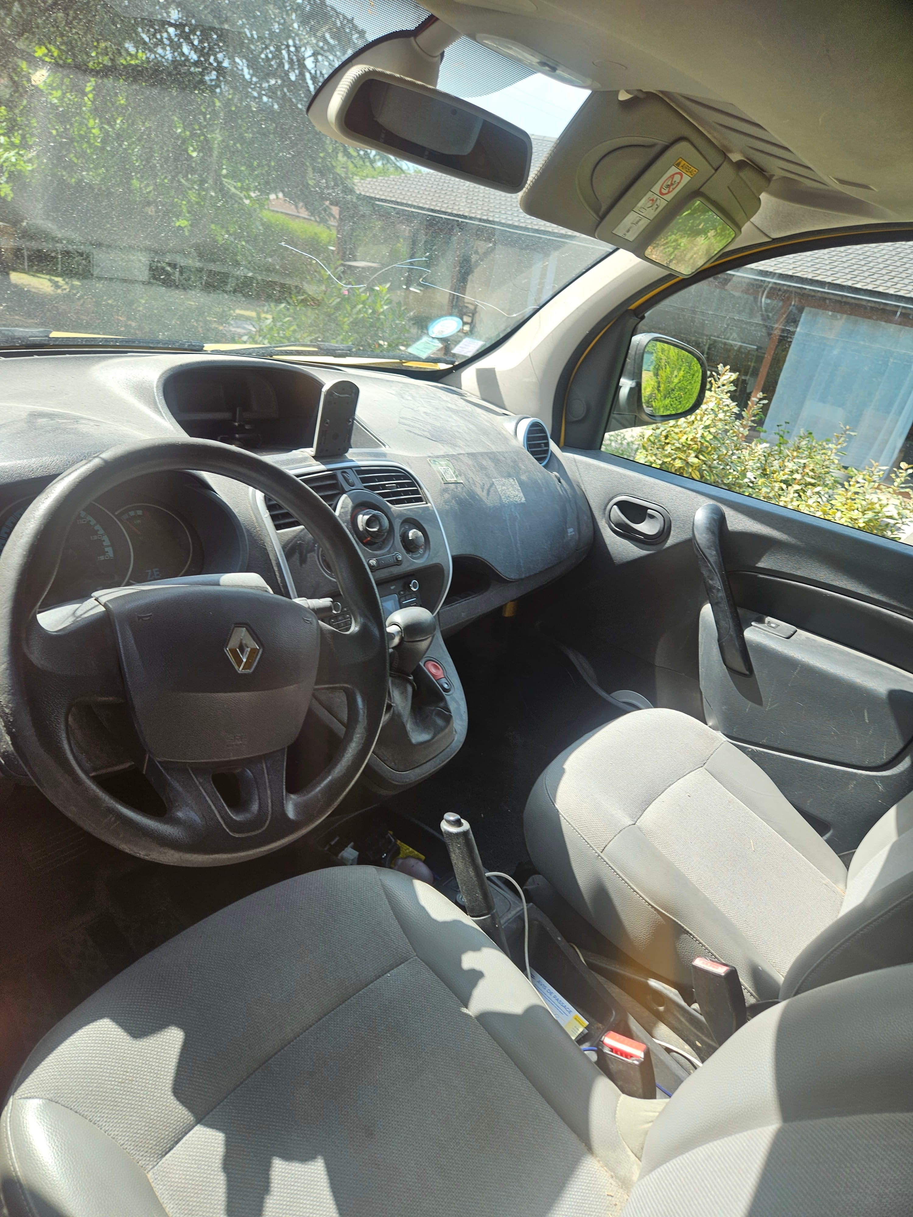 Renault Kangoo Express ZE avec Dashcam