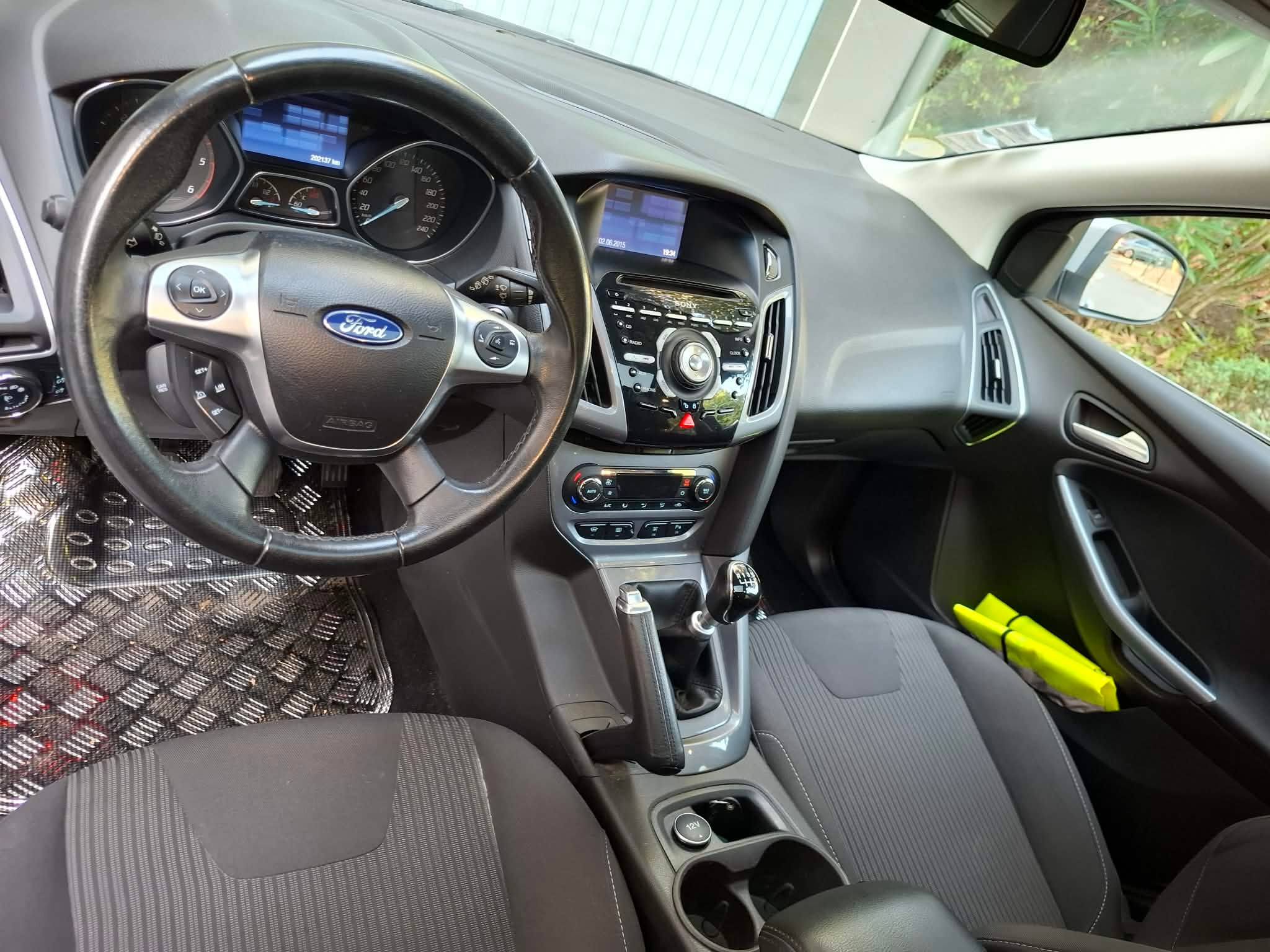 Ford Focus 2.0 tdci 140cv titanium avec Régulateur de vitesse