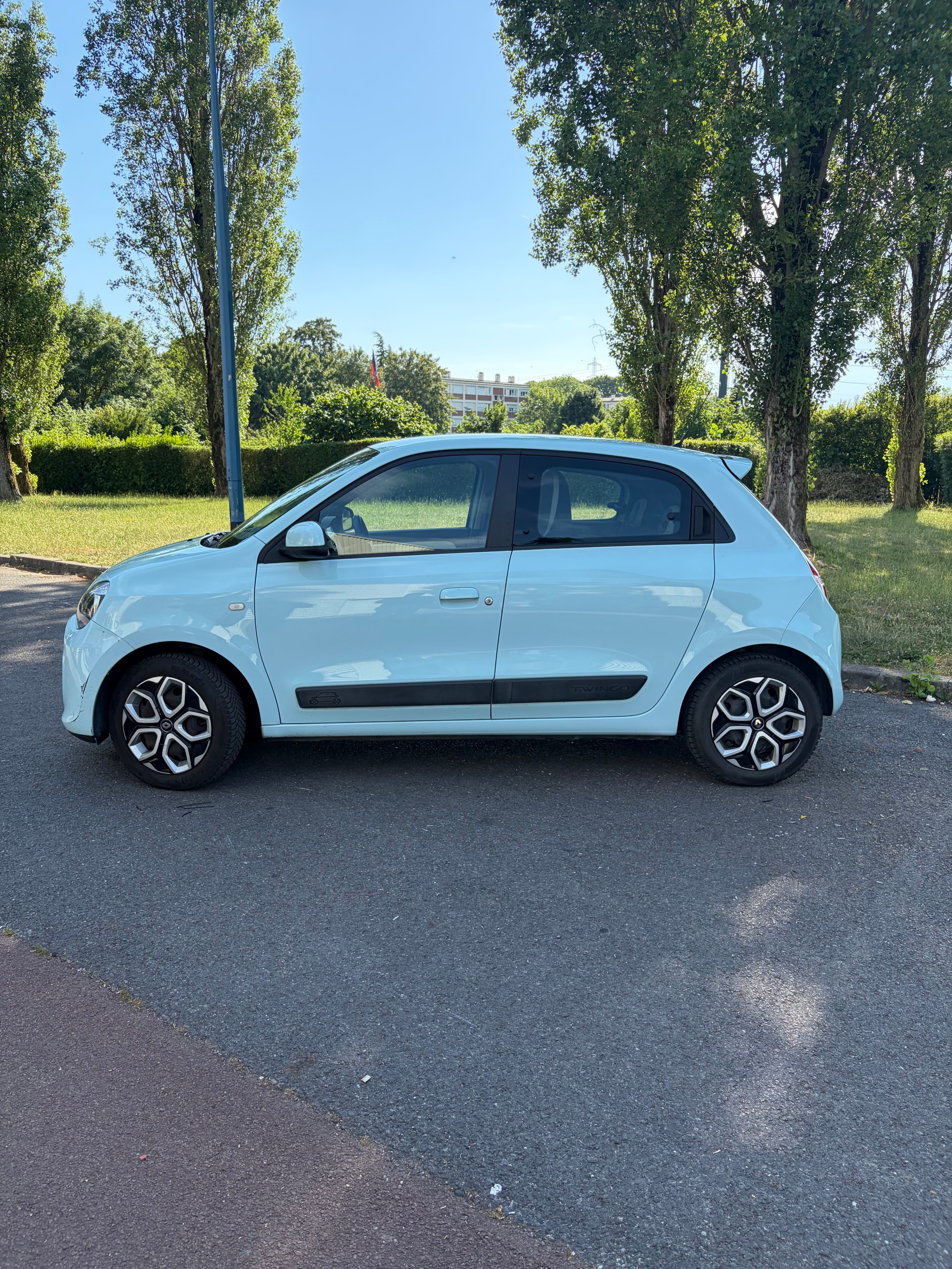 Renault Twingo III avec Climatisation