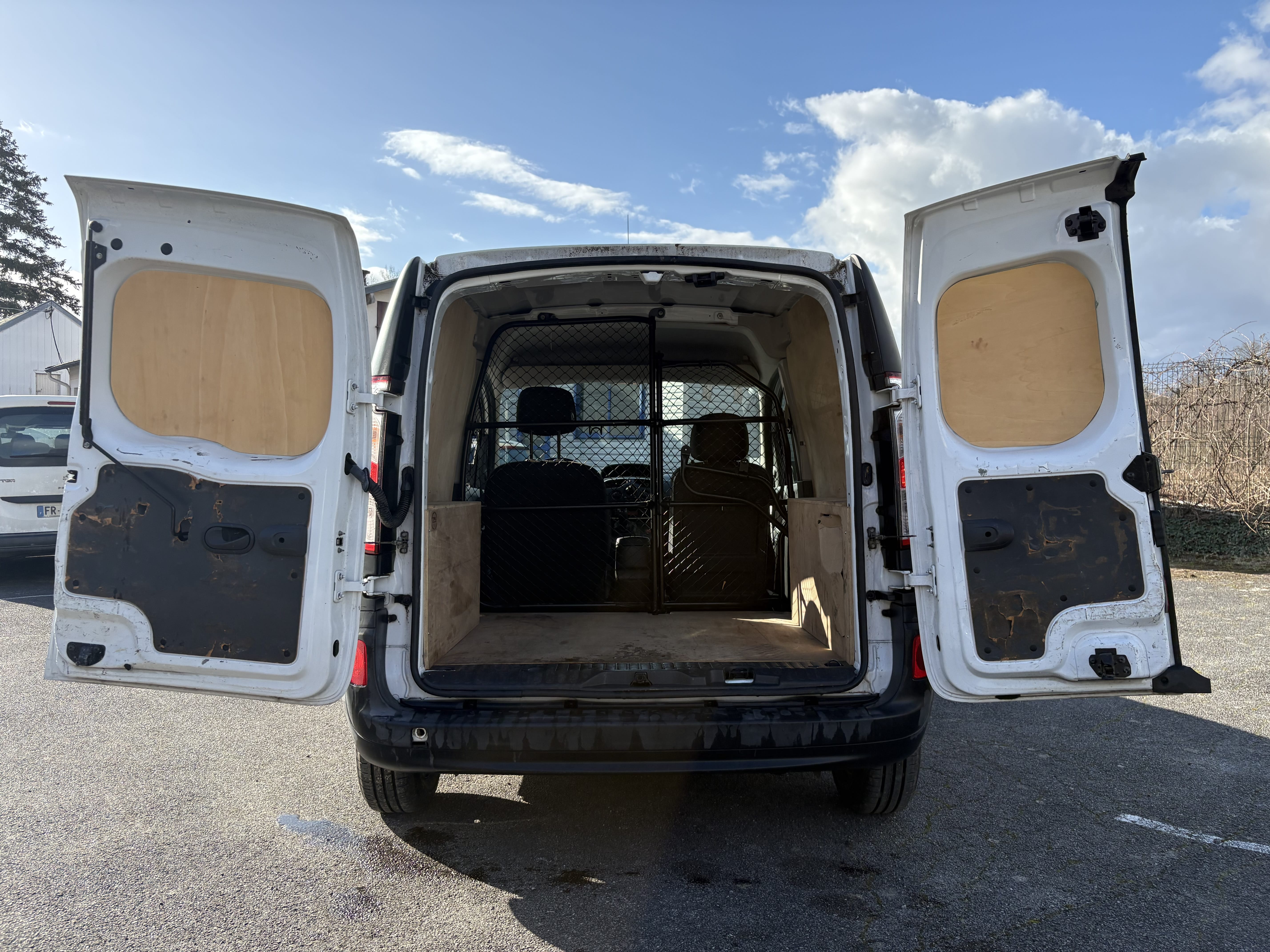 Renault Kangoo Fourgon Compact 1.5 dci75 FH235KA avec Audio Bluetooth