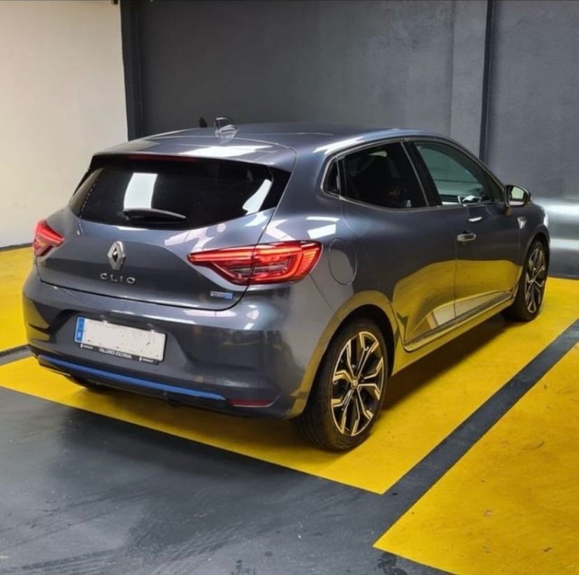 Renault Clio E-tech SL con Cámara de marcha atrás
