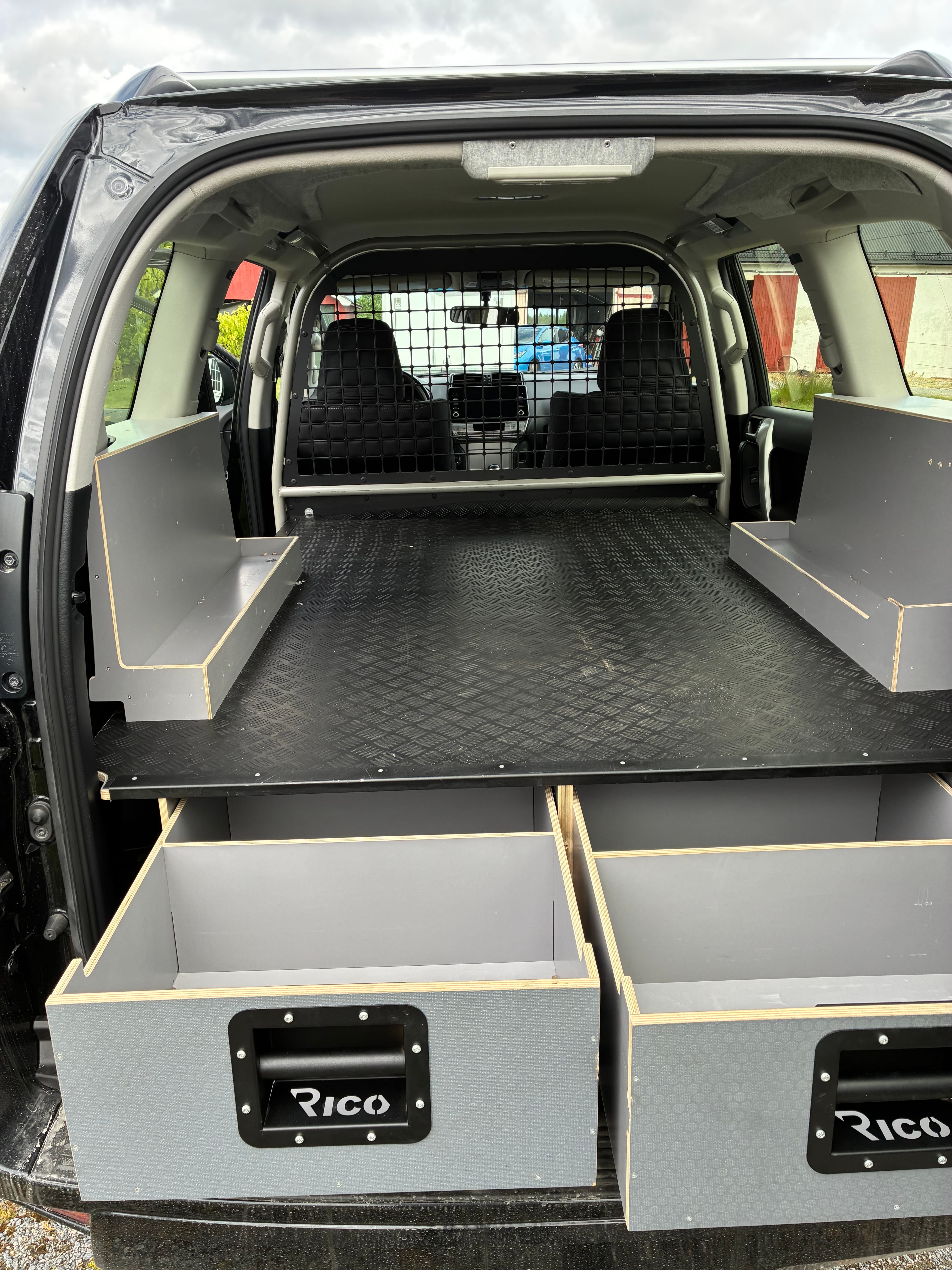 Toyota Land Cruiser 2.8 l 204 hk, automat med Cruisekontroll