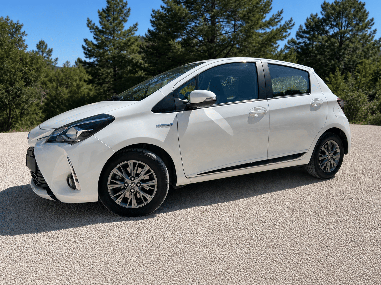 Toyota Yaris Hybride avec Climatisation