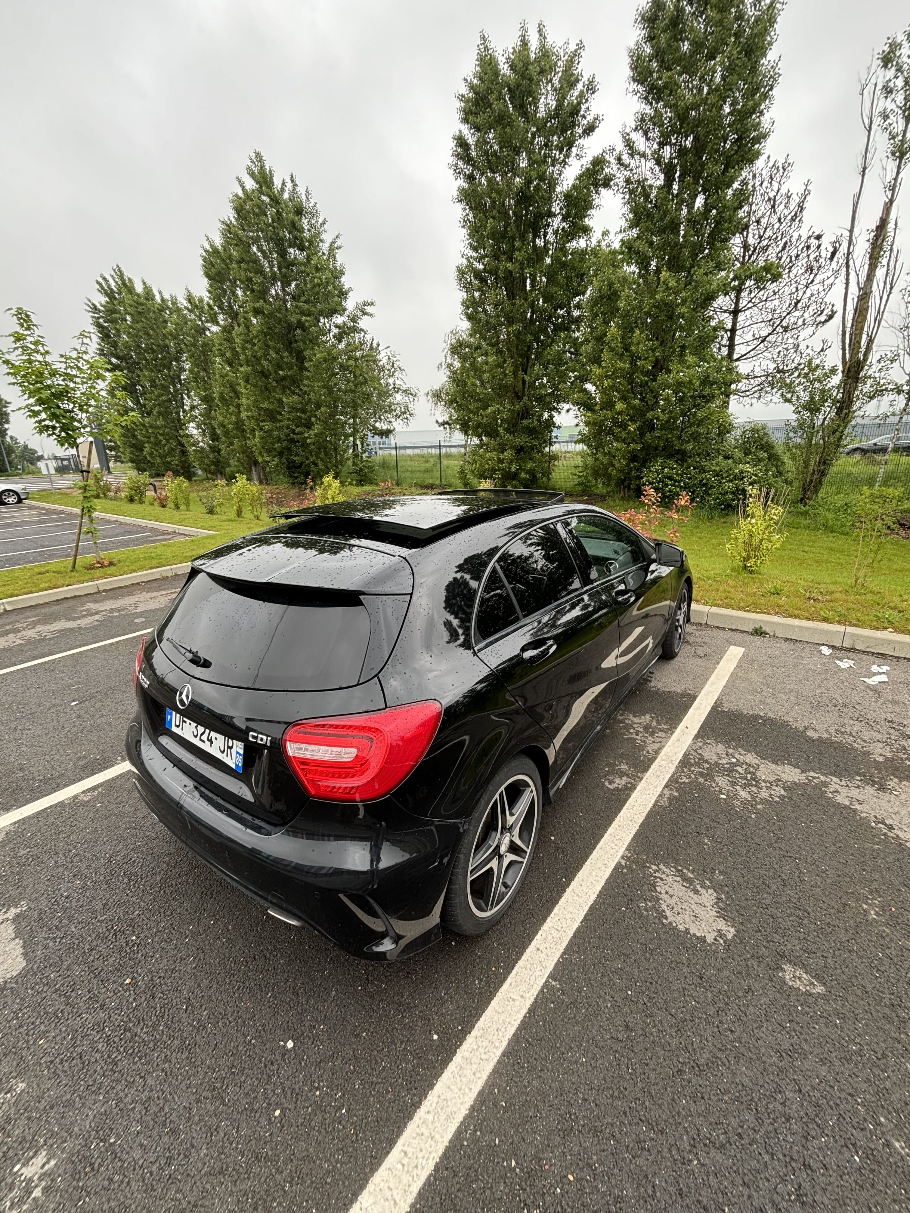 Mercedes-Benz Classe A 220 avec Chaines