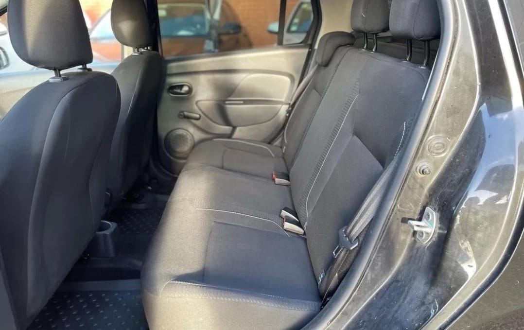 Dacia Logan MCV avec Apple CarPlay