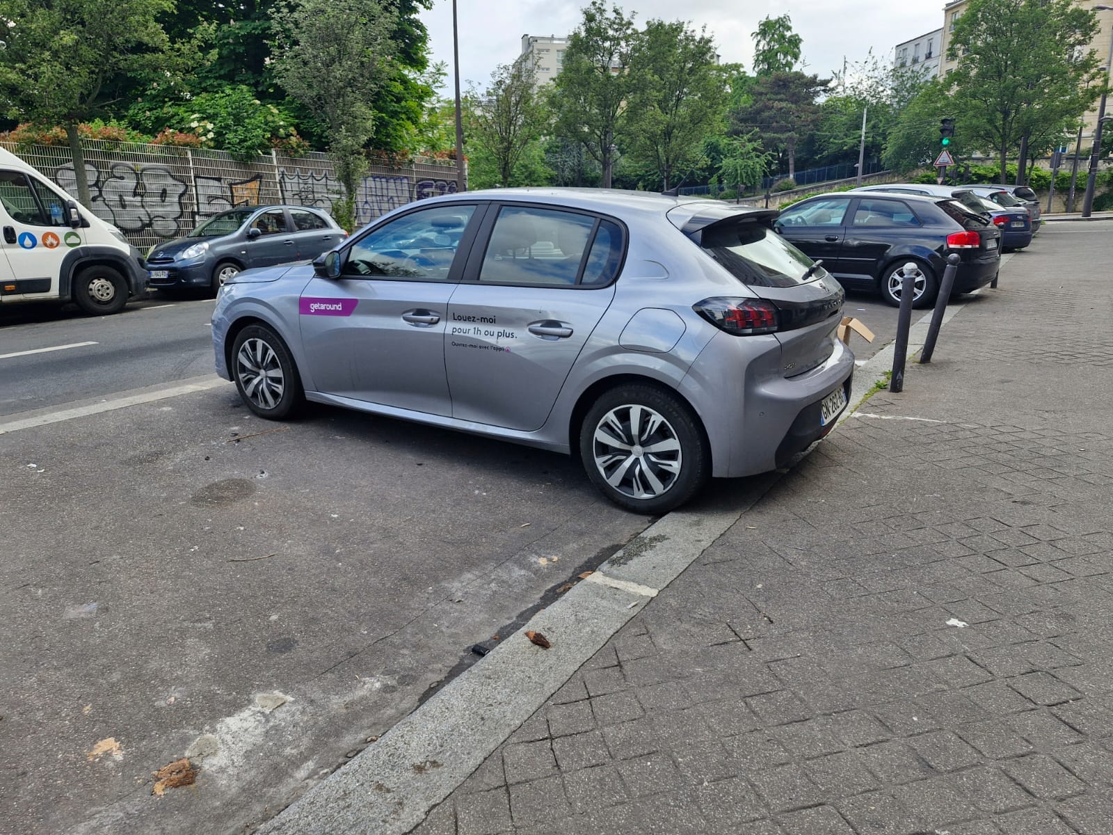 Peugeot 208 avec GPS