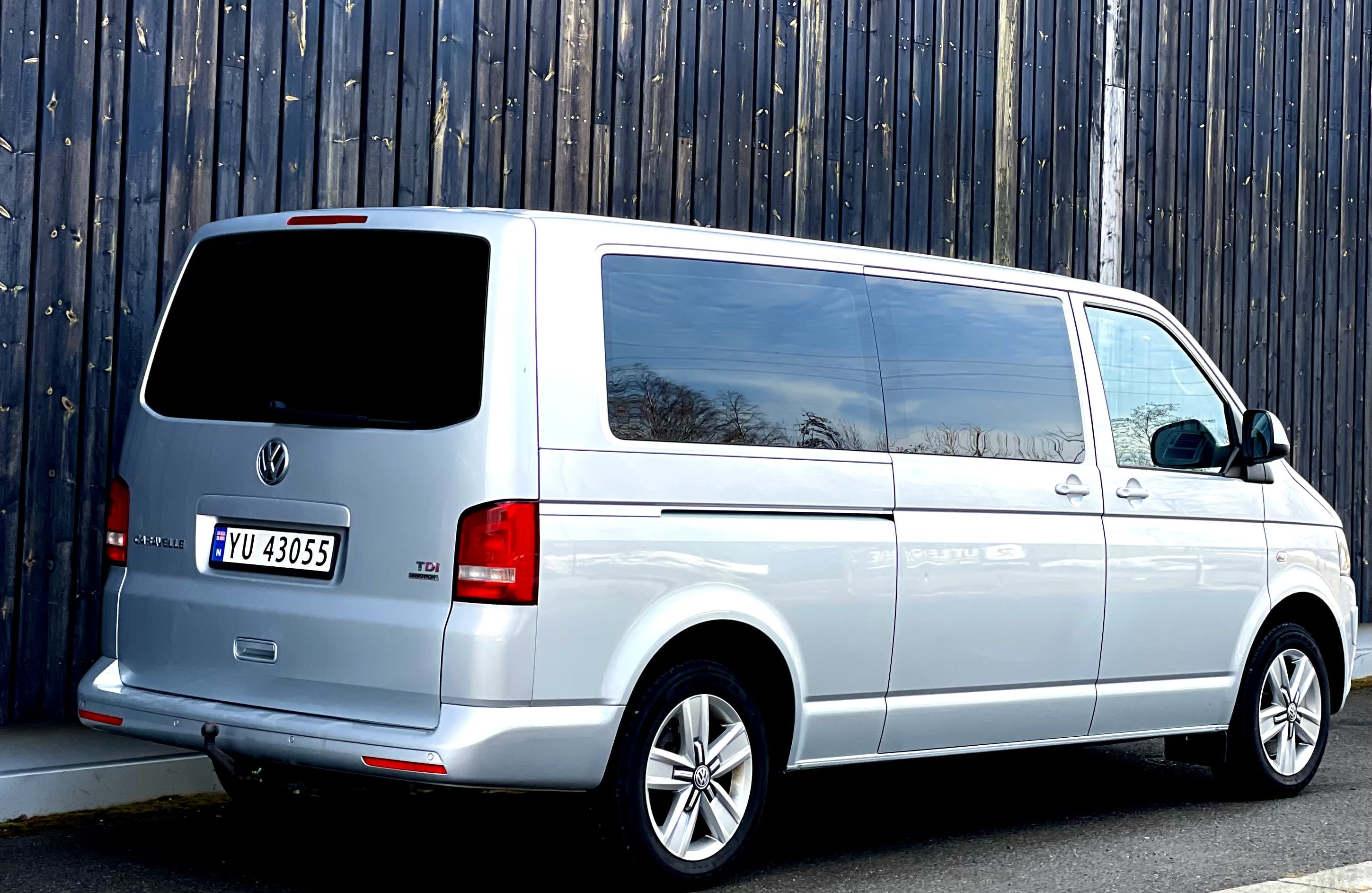 Volkswagen Caravelle 4x4 - Automat gir mit 4-Rad-Antrieb