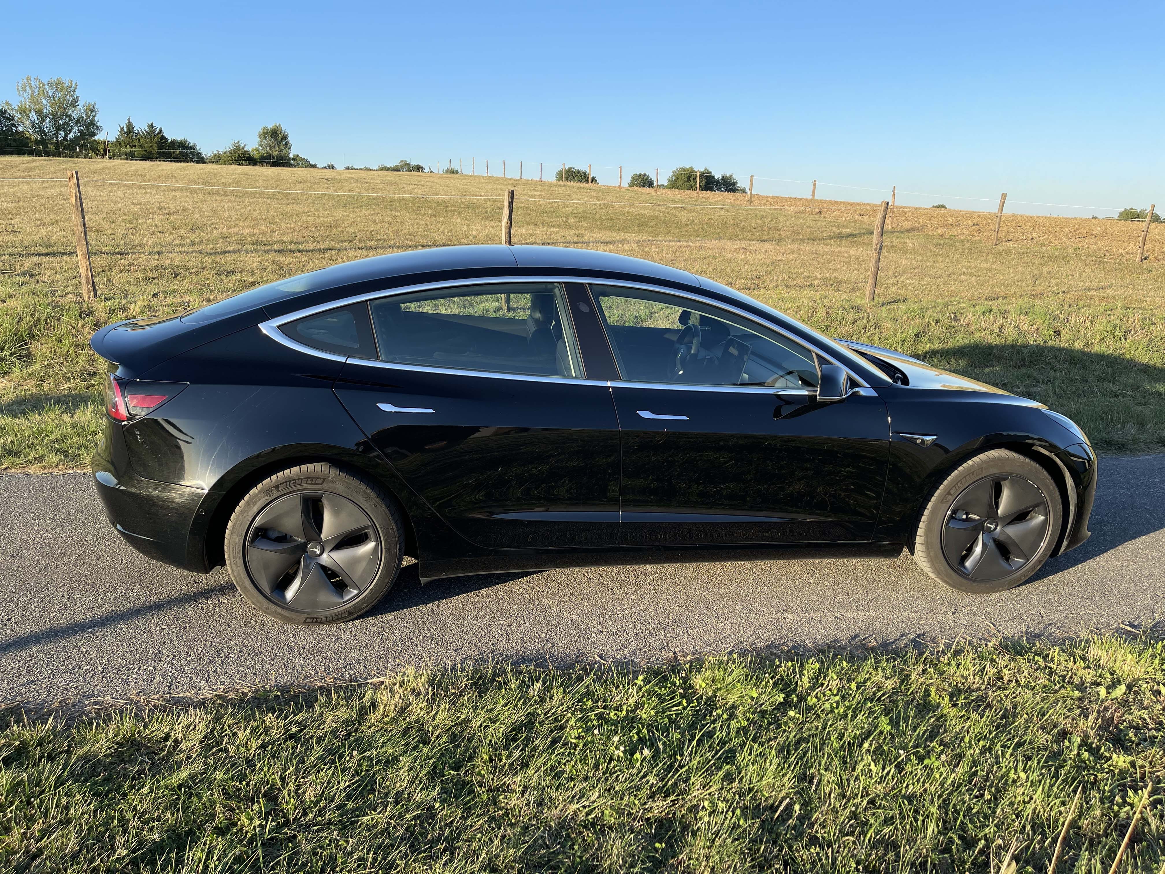 Tesla Model 3 SR+ avec Climatisation