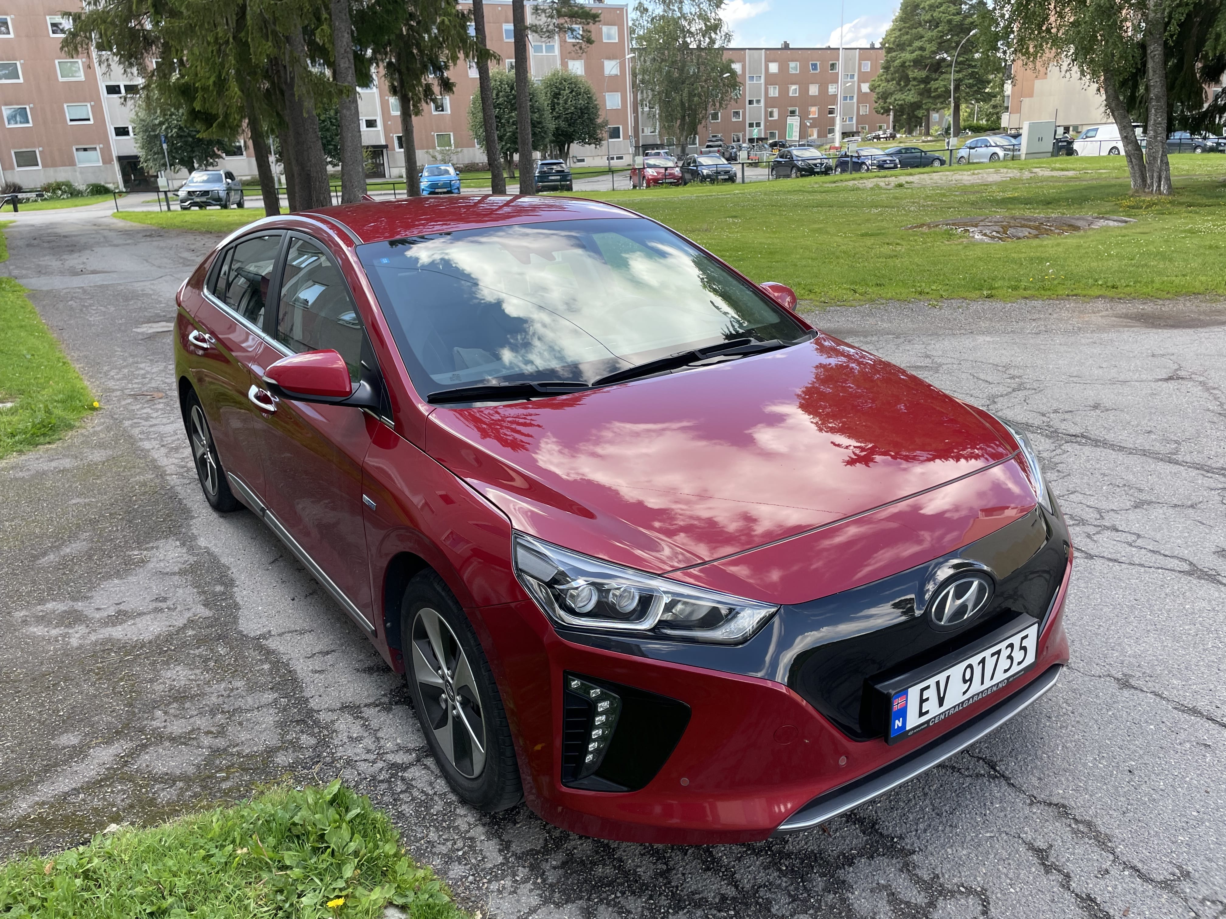 Hyundai Ioniq with Air conditioning
