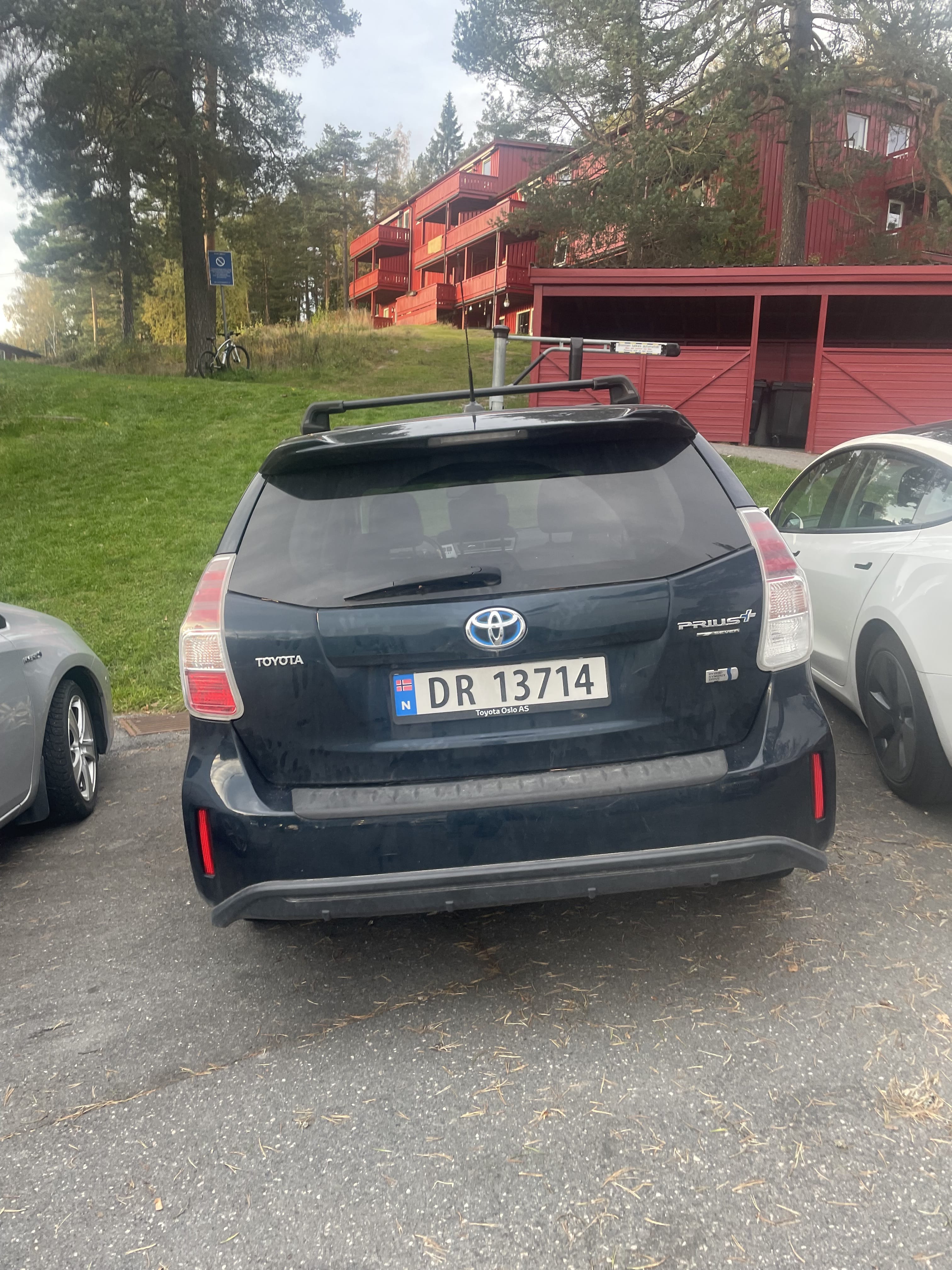 Toyota Prius +