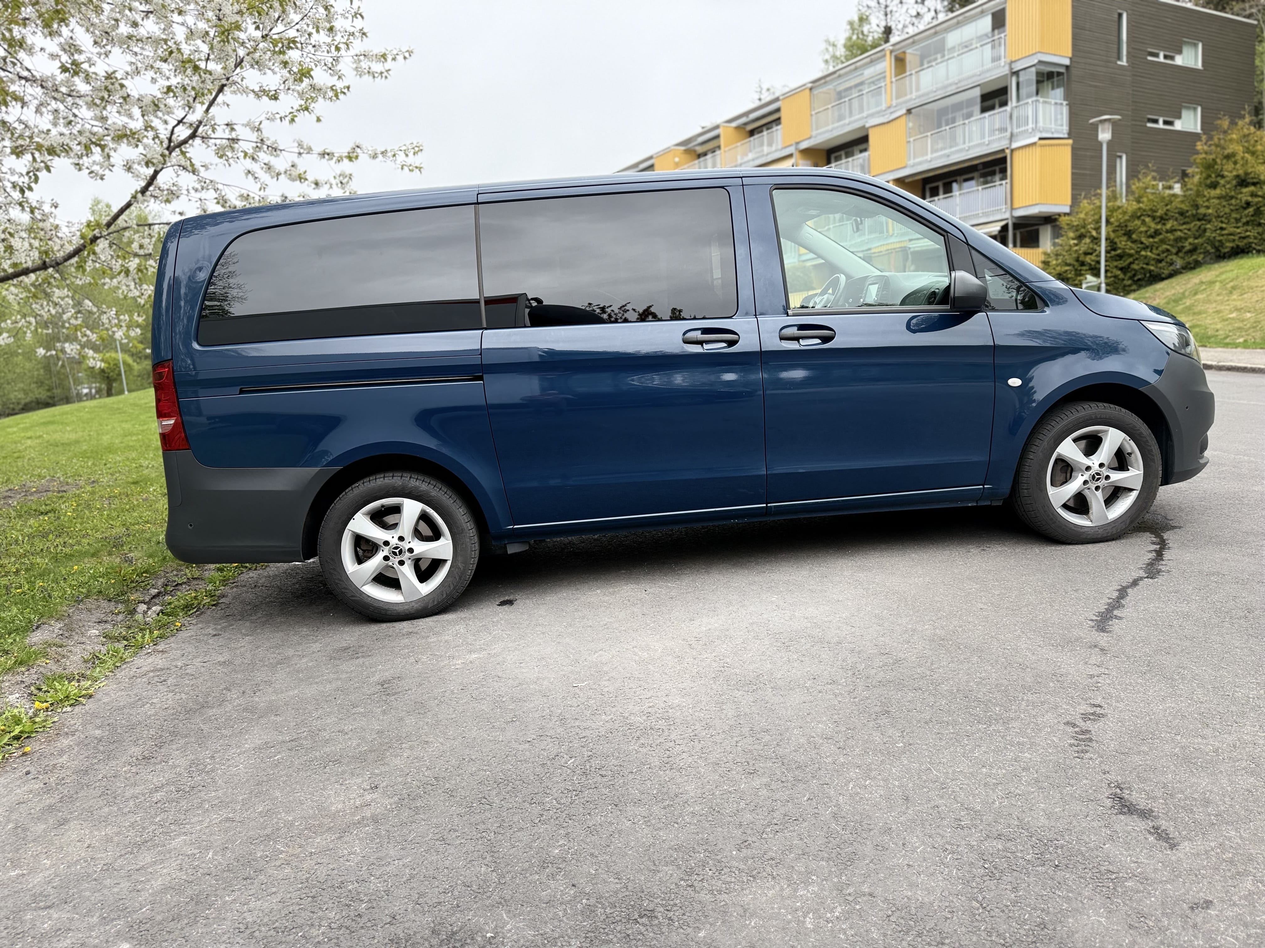 Mercedes-Benz Vito 4MATIC 2.2 CDi 4x4 Automat gir med Aircondition