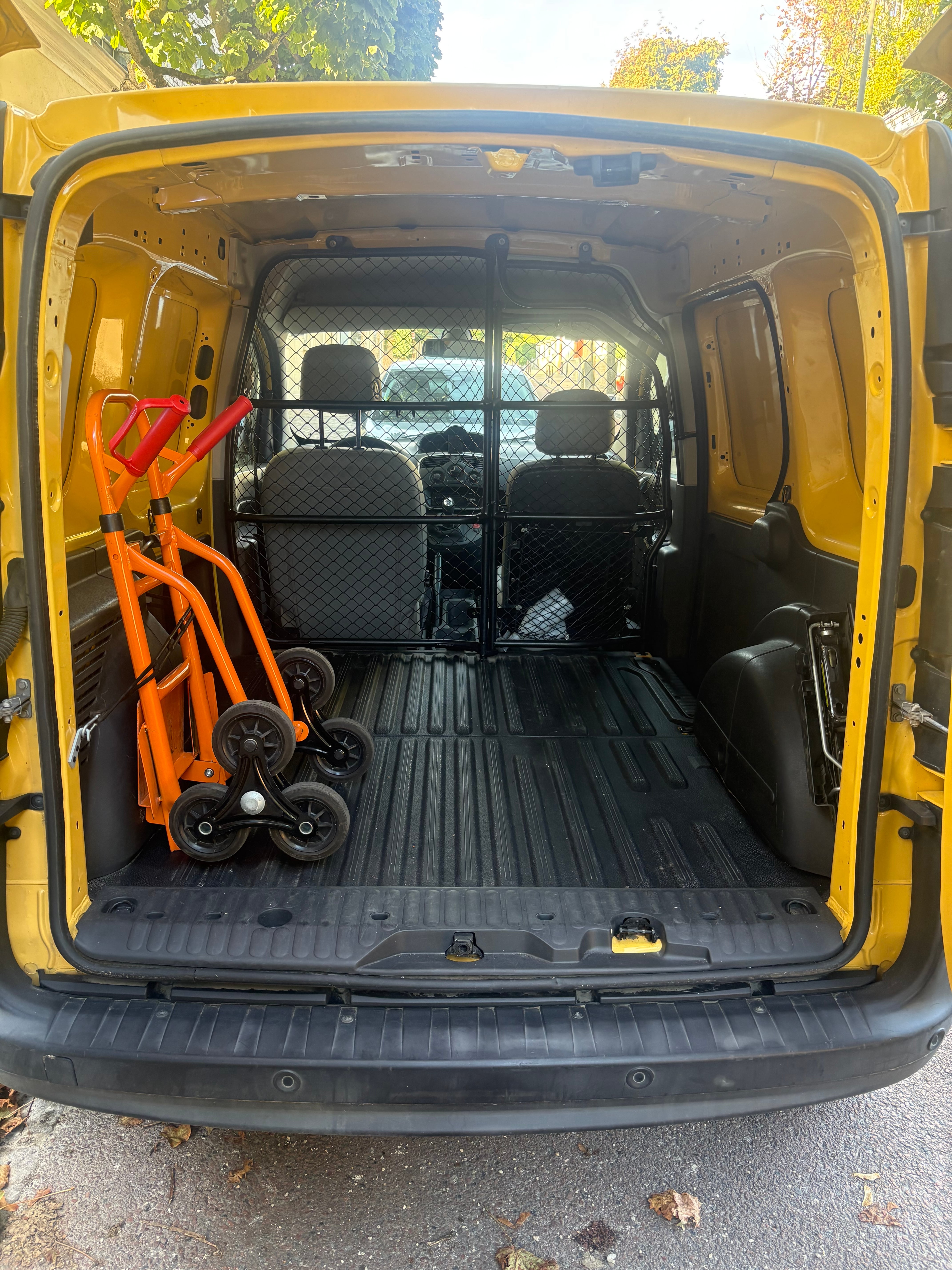 Renault Kangoo Fourgon 1.5 dci avec Audio Bluetooth
