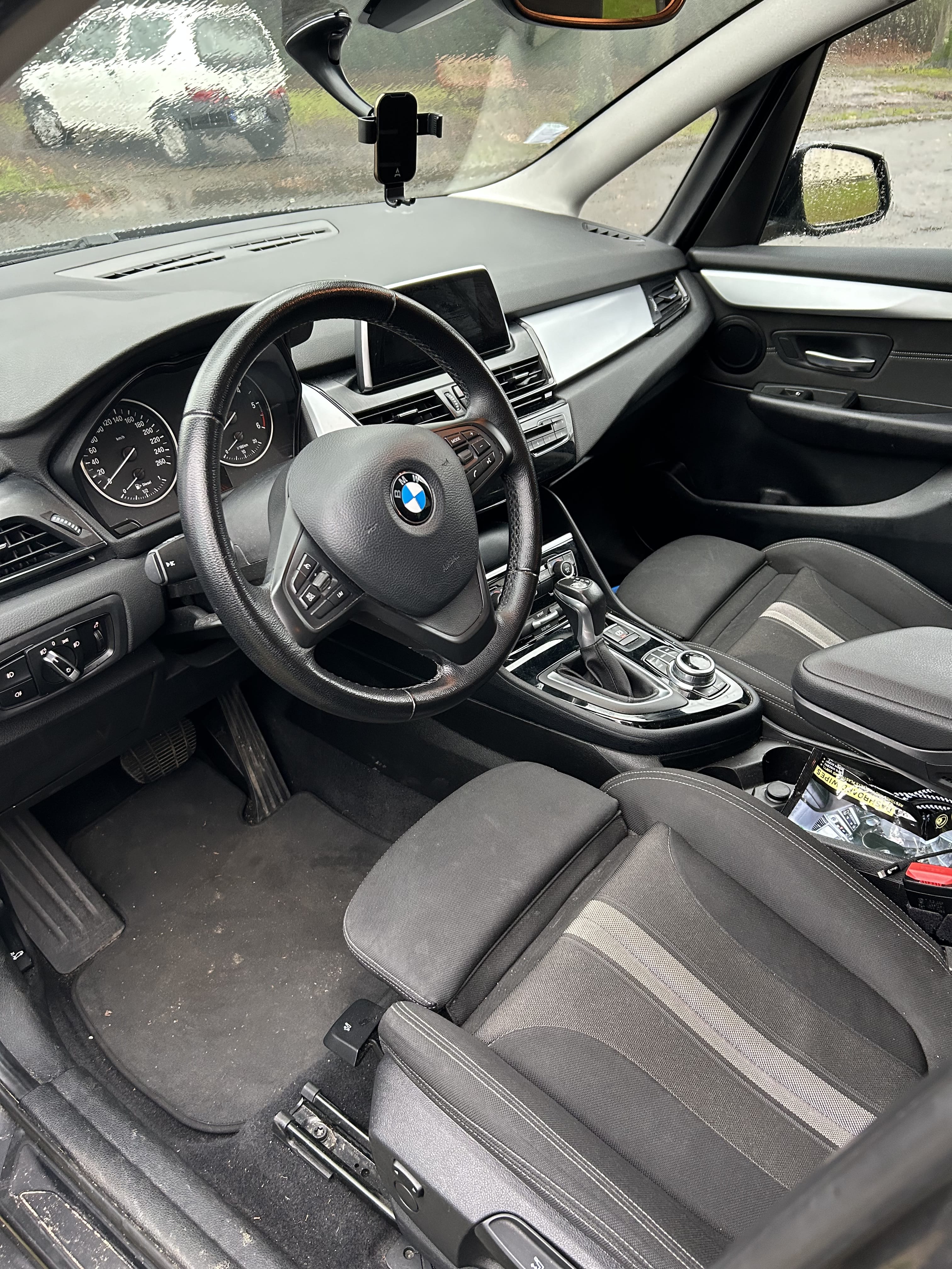 BMW Série 2 Active Tourer avec GPS