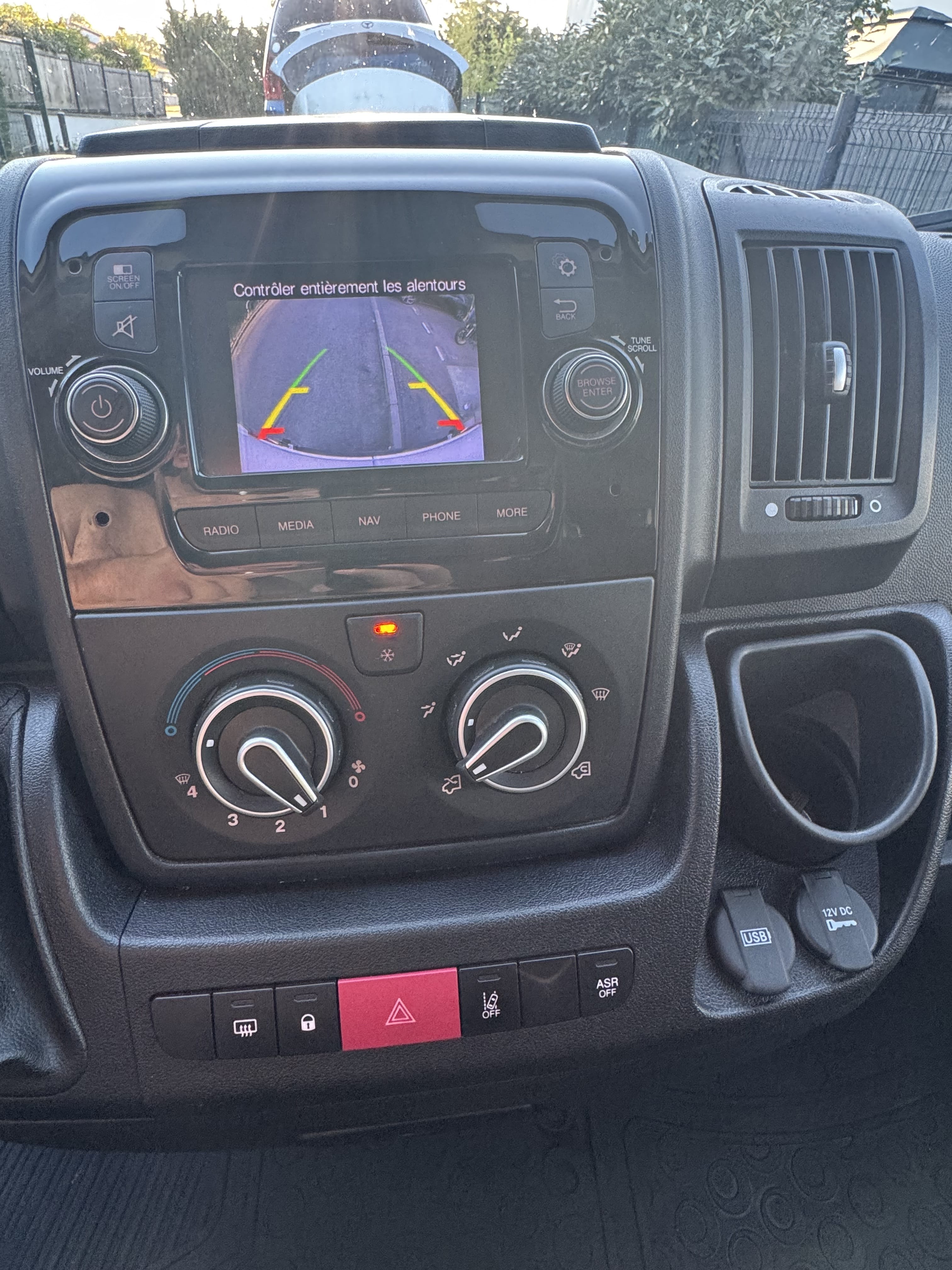 Citroen Jumper 120cv kit déménagement avec Port USB