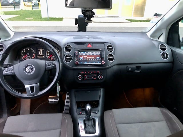 Volkswagen Golf avec Climatisation