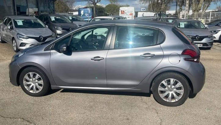 Peugeot 208 Société Sté 2 PLACES HDI 110CV *26017* FE439HN avec Climatisation