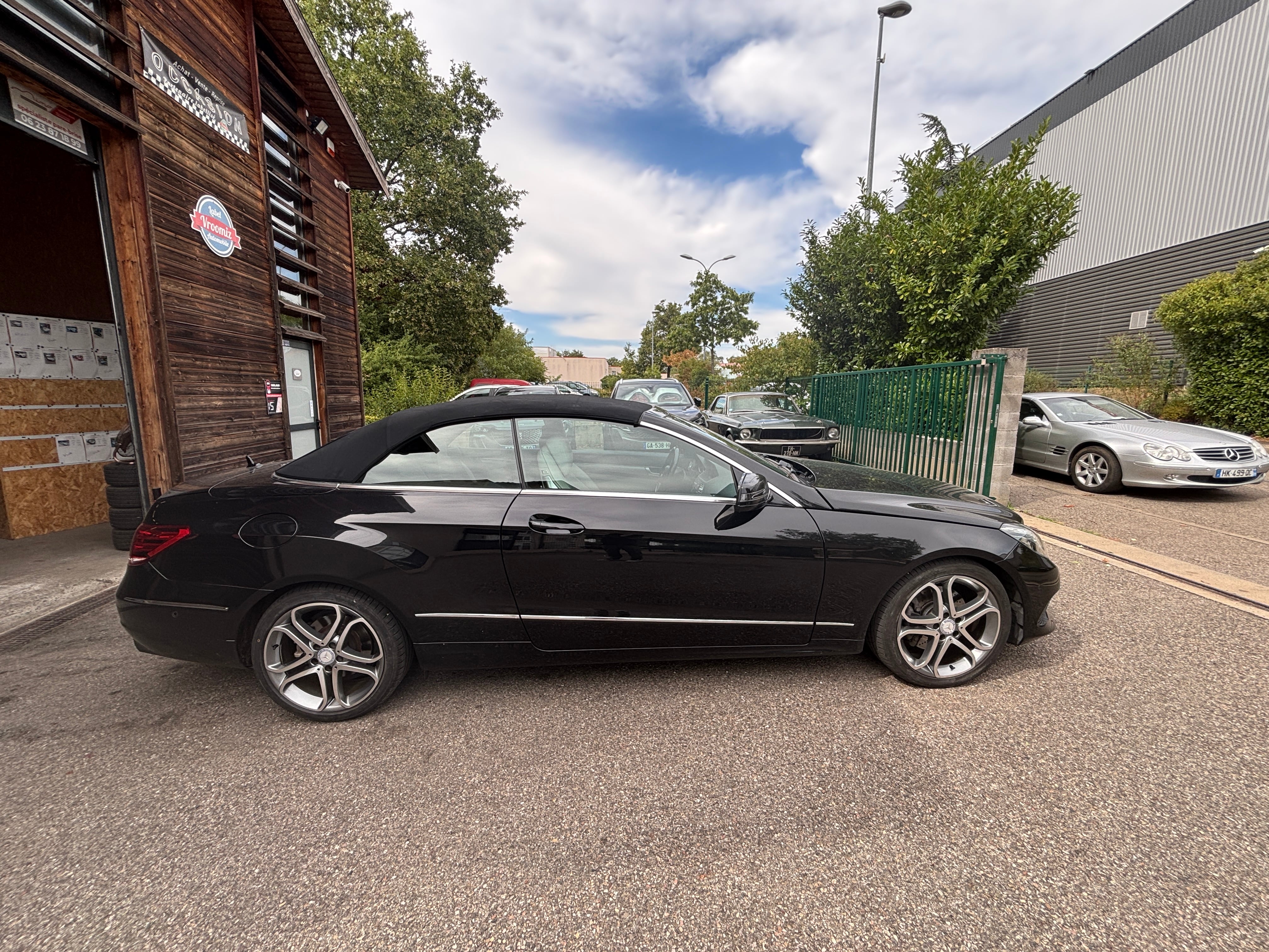 Mercedes-Benz Classe E Cabriolet avec Climatisation