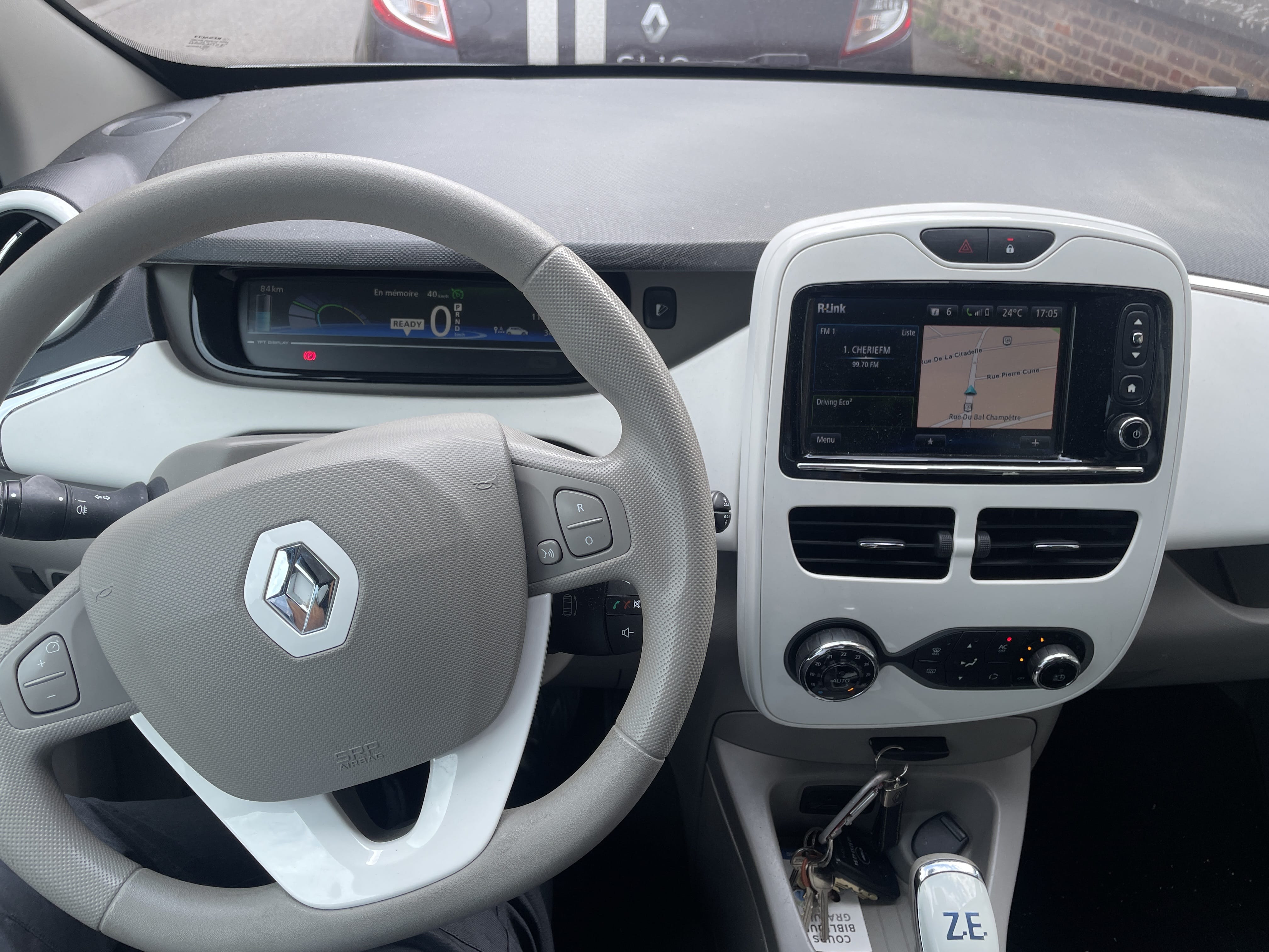 Renault ZOE avec GPS