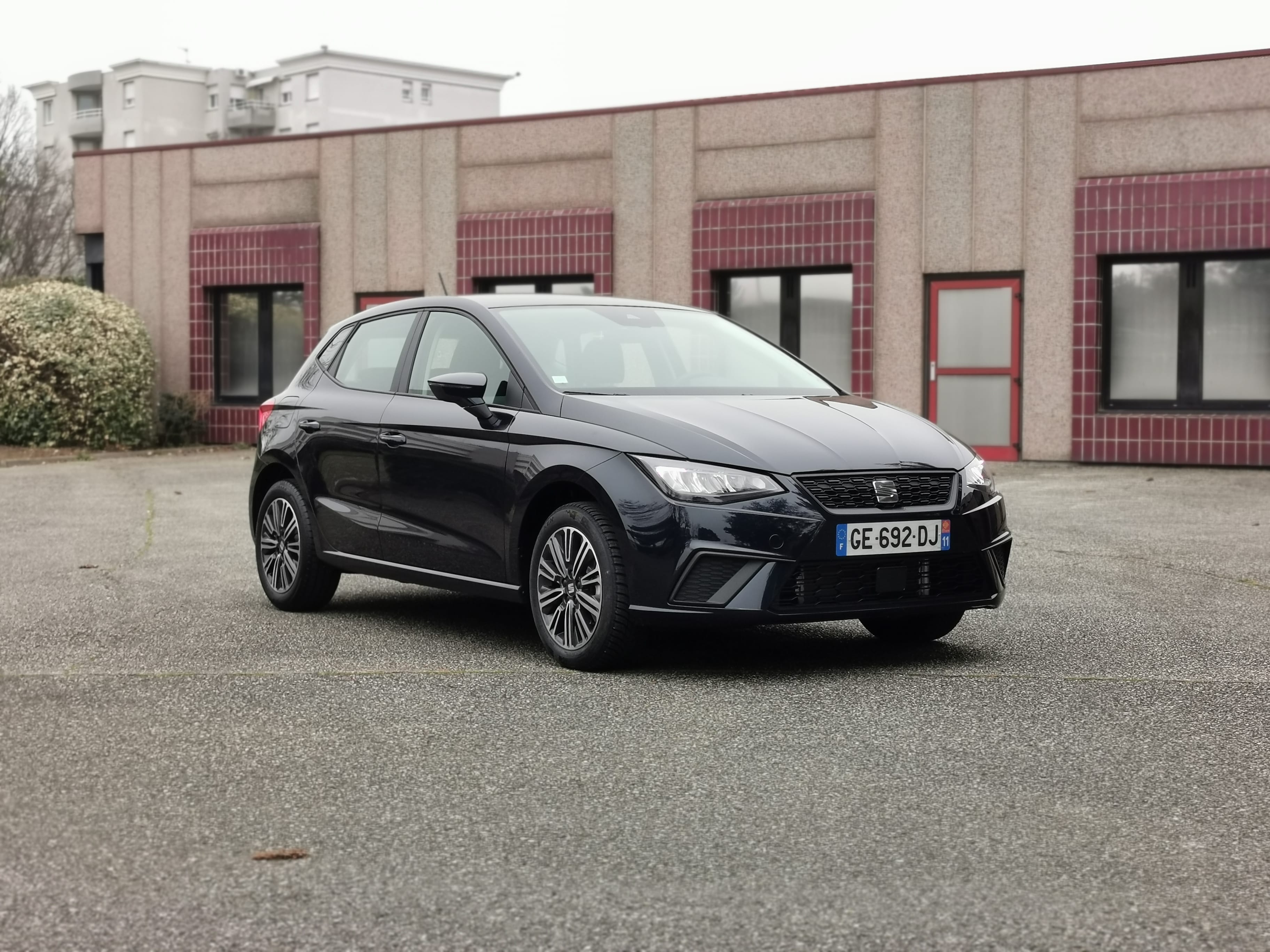 Seat Ibiza, 2023, Essence 98, automatique