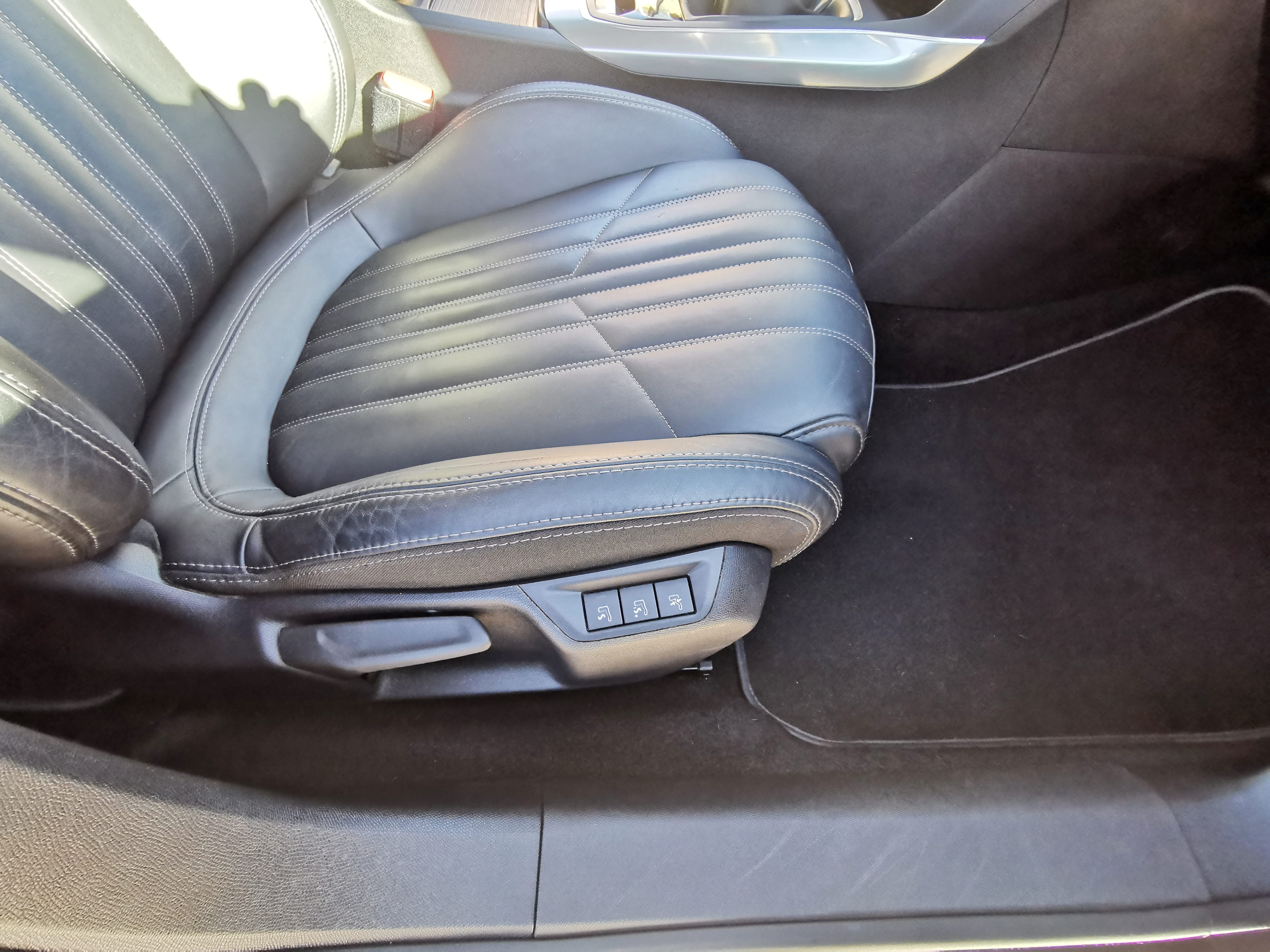 Peugeot 308 1.3 Gasolina med GPS