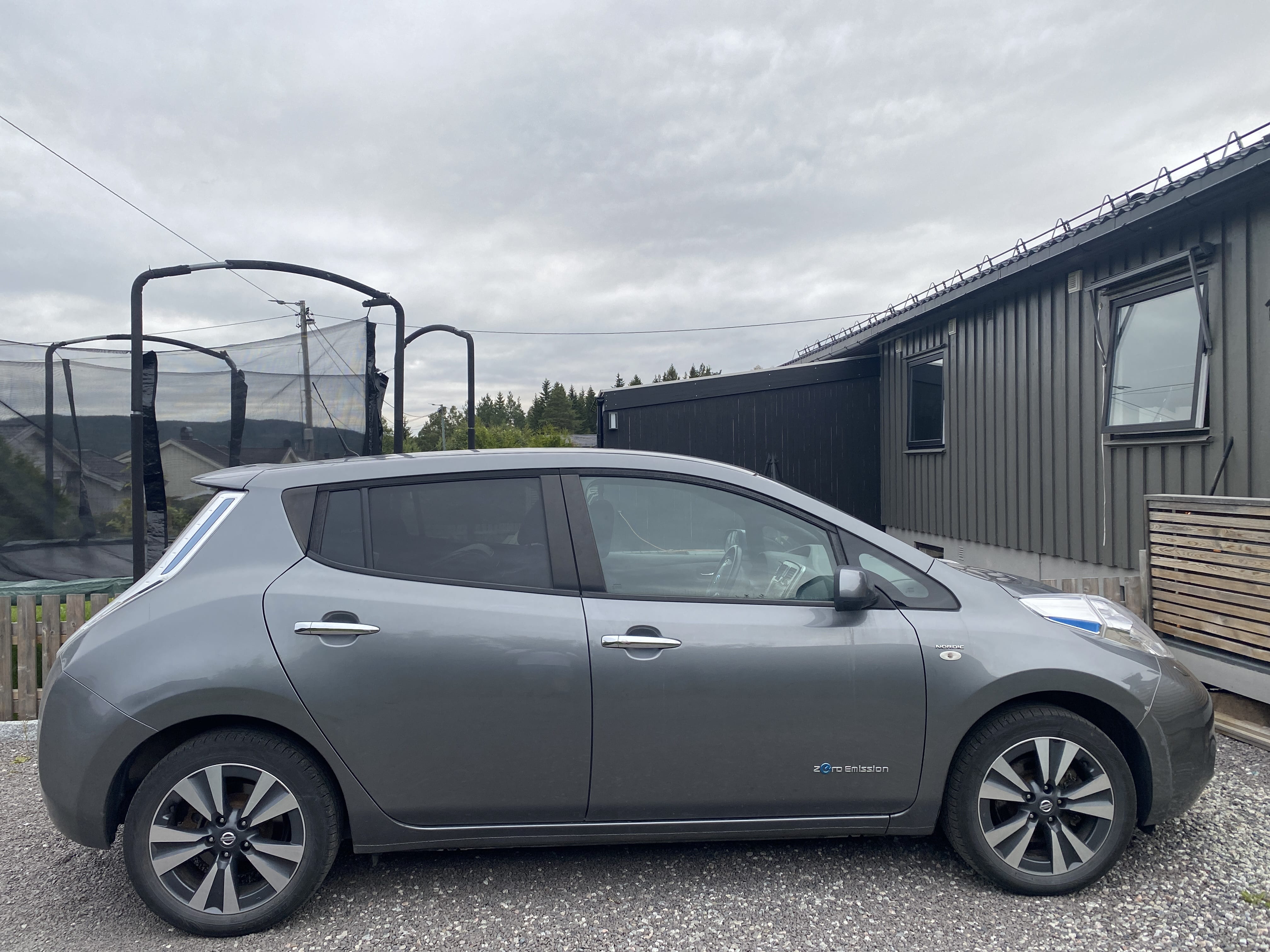 Nissan Leaf with Air conditioning