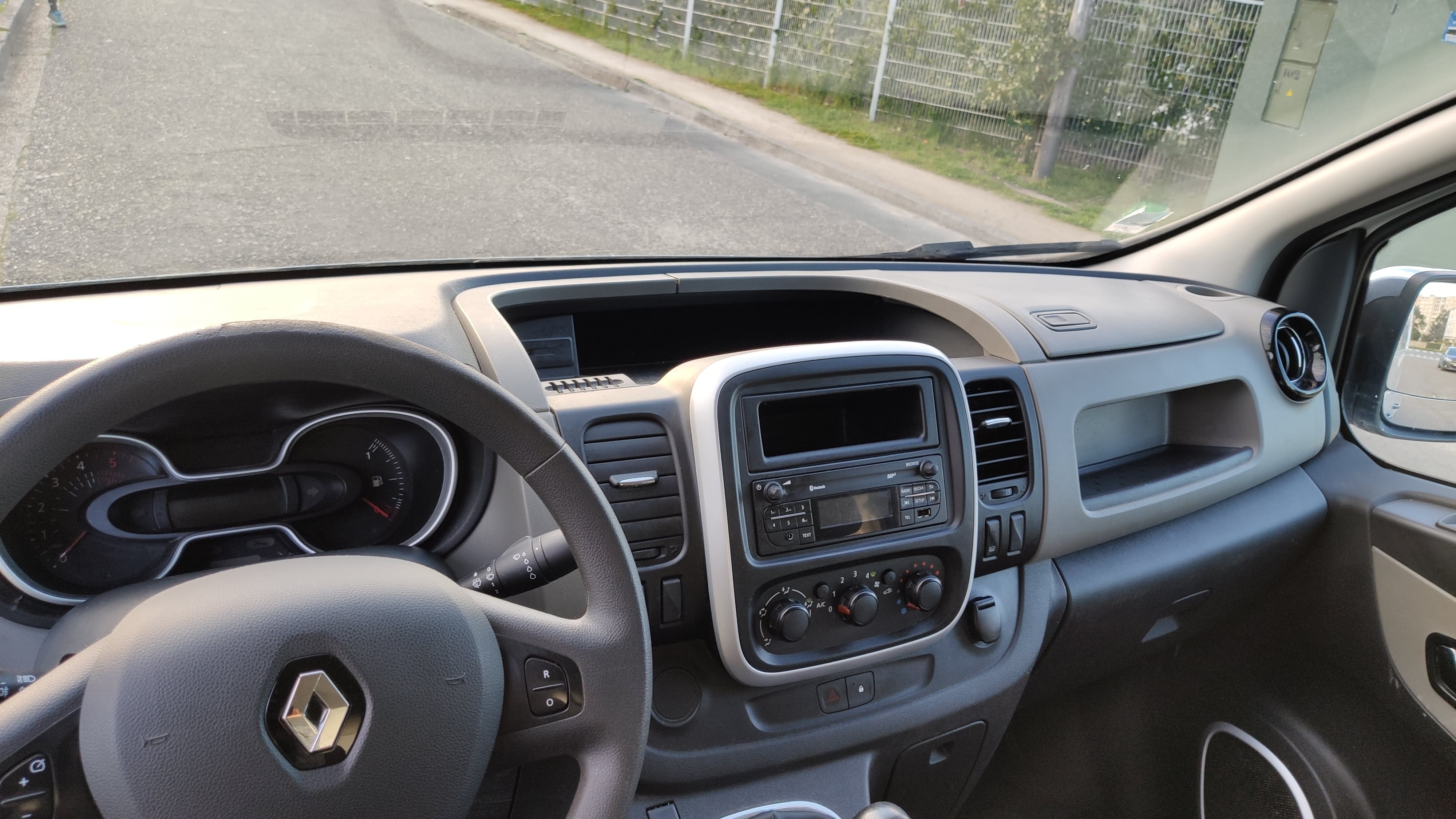 Renault Trafic DY34