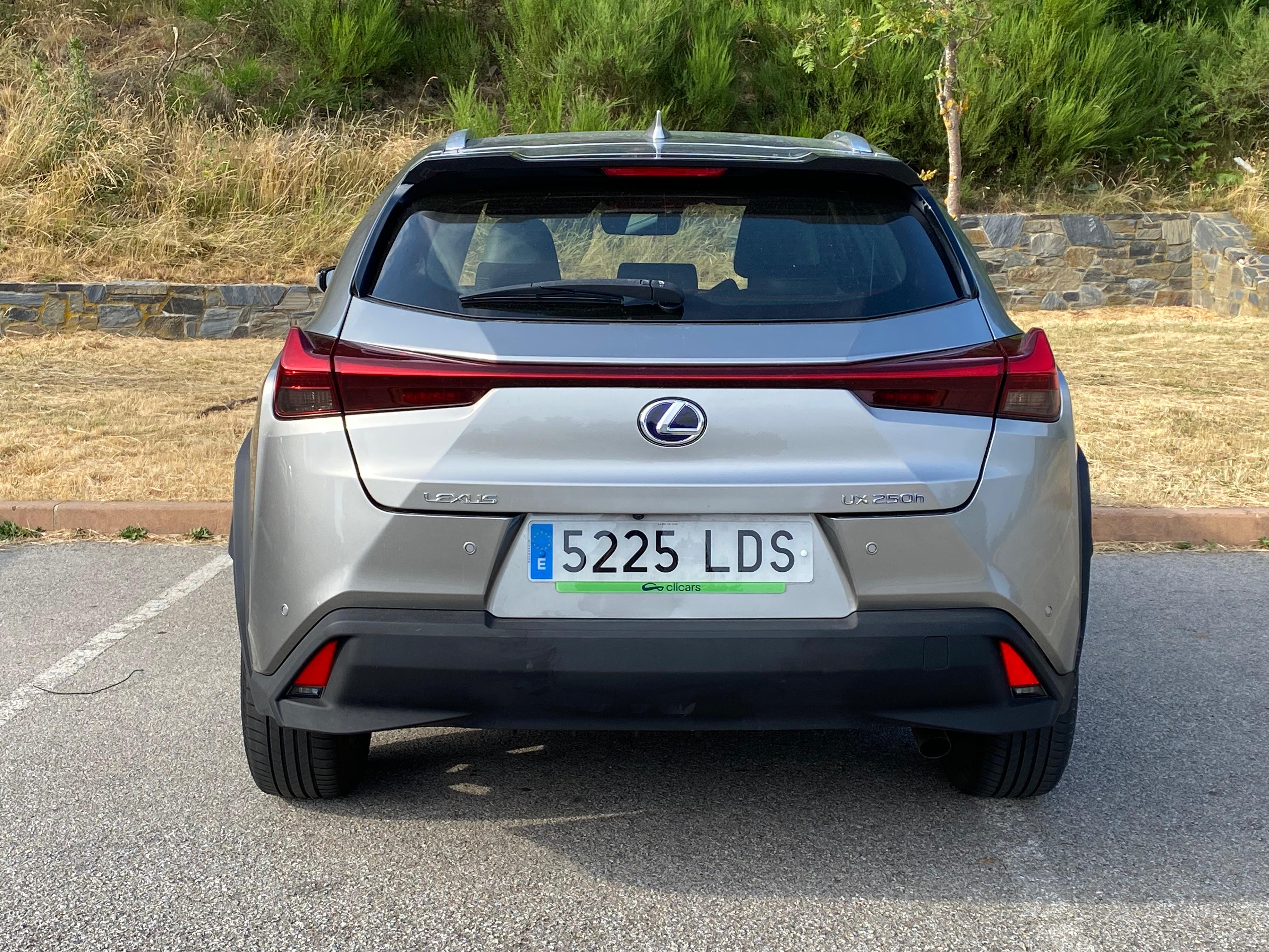Lexus UX 250h con Apple CarPlay