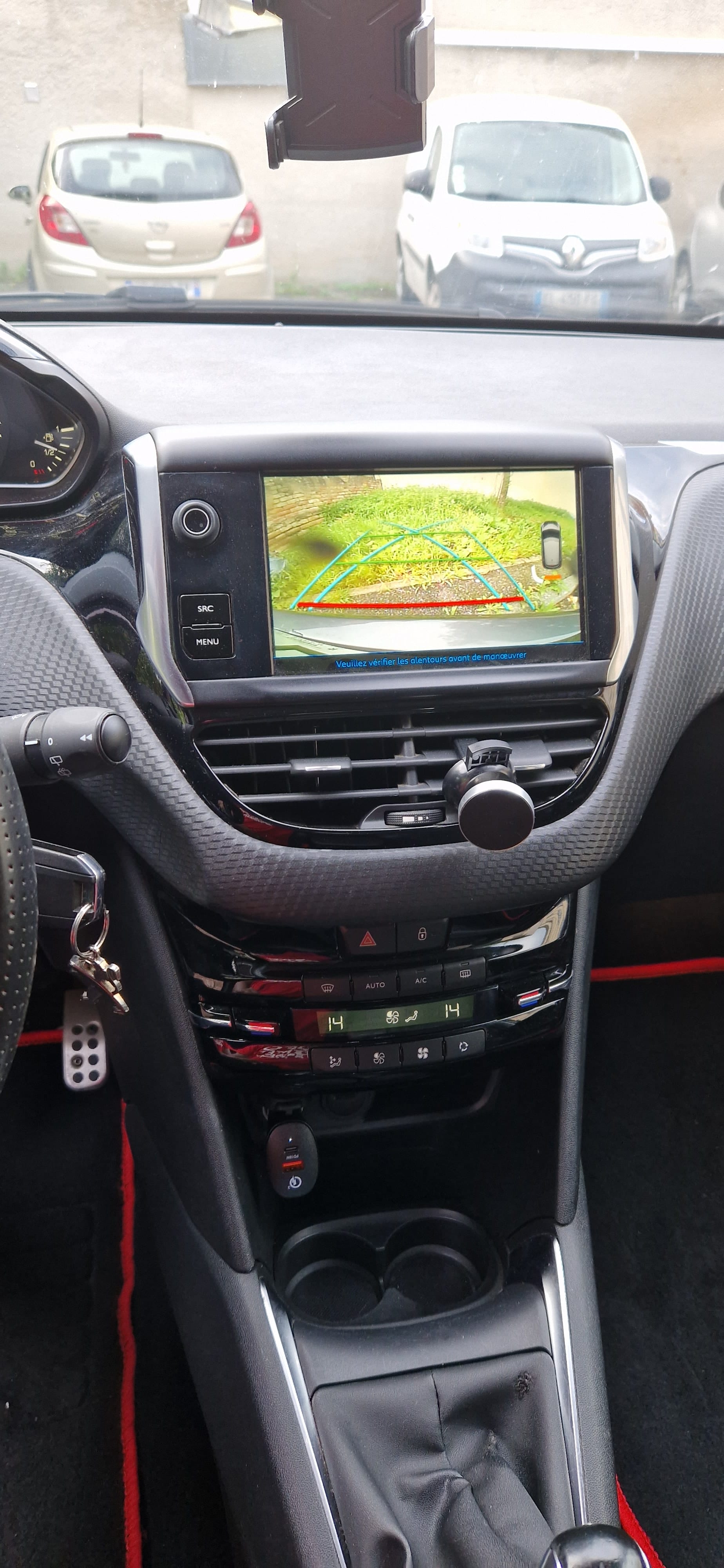Peugeot 208 GT Line avec Dashcam
