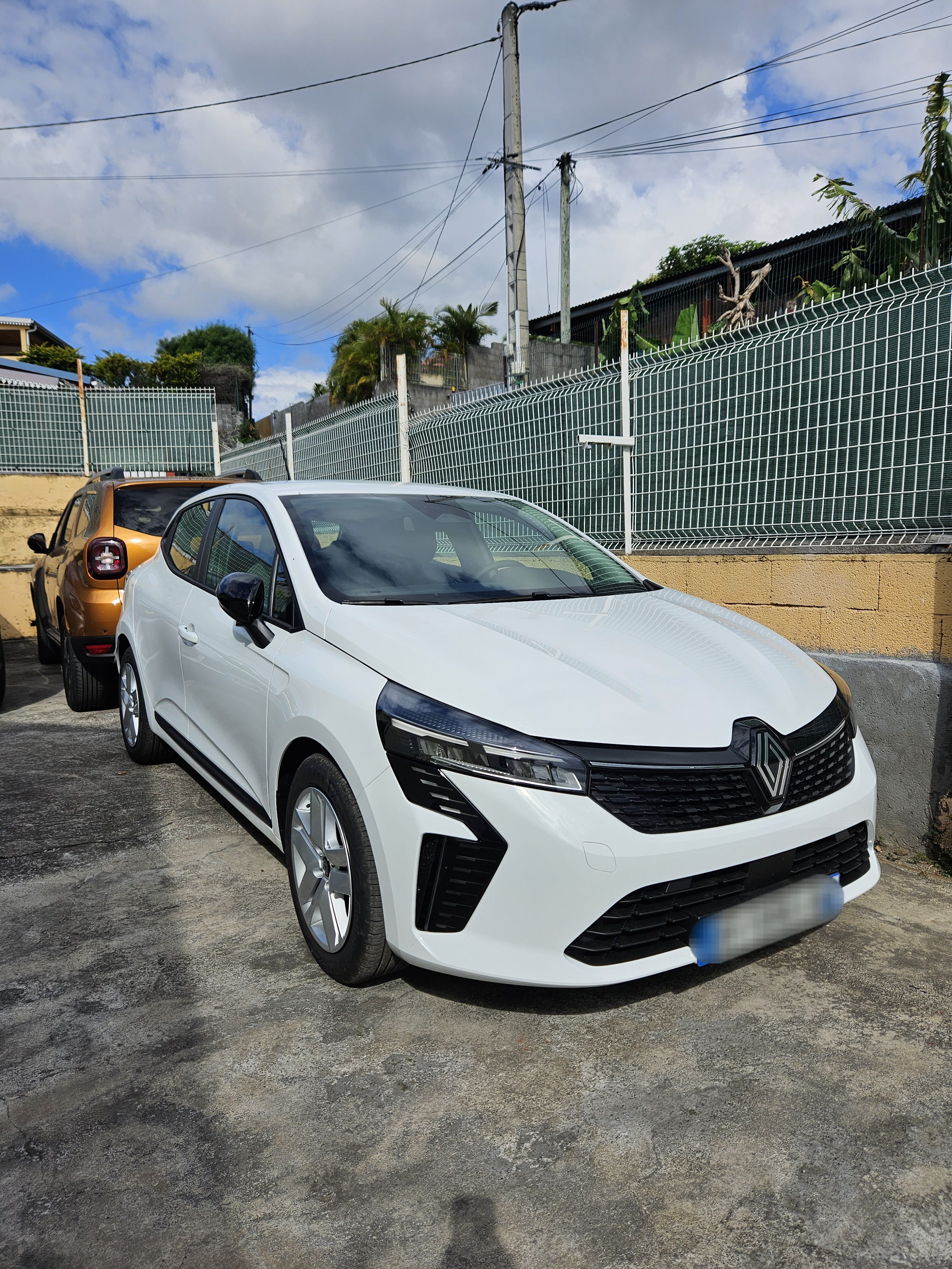 Renault Clio, 2025, Essence 95