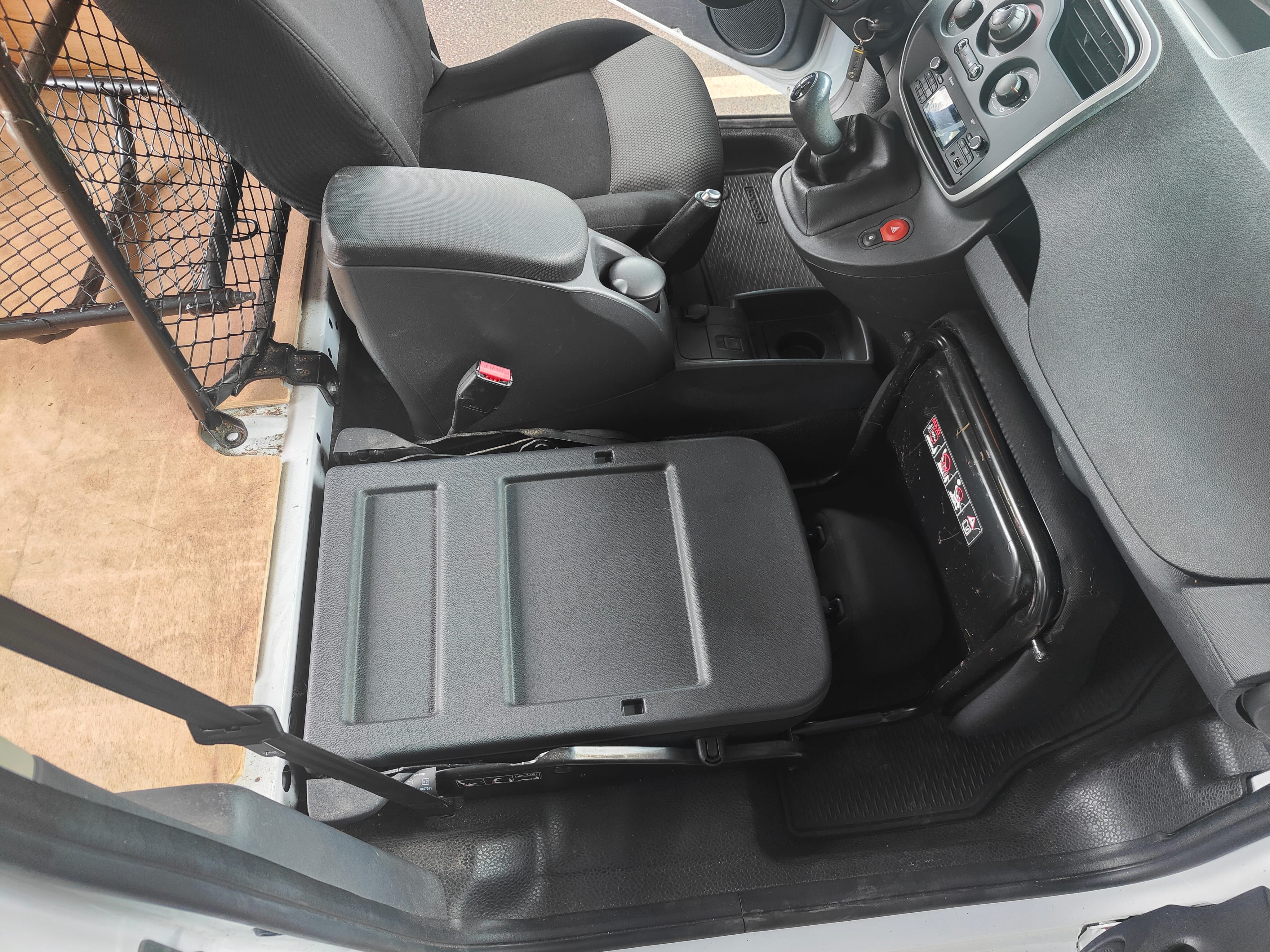 Renault Kangoo Express 1.5 DCI avec Port USB