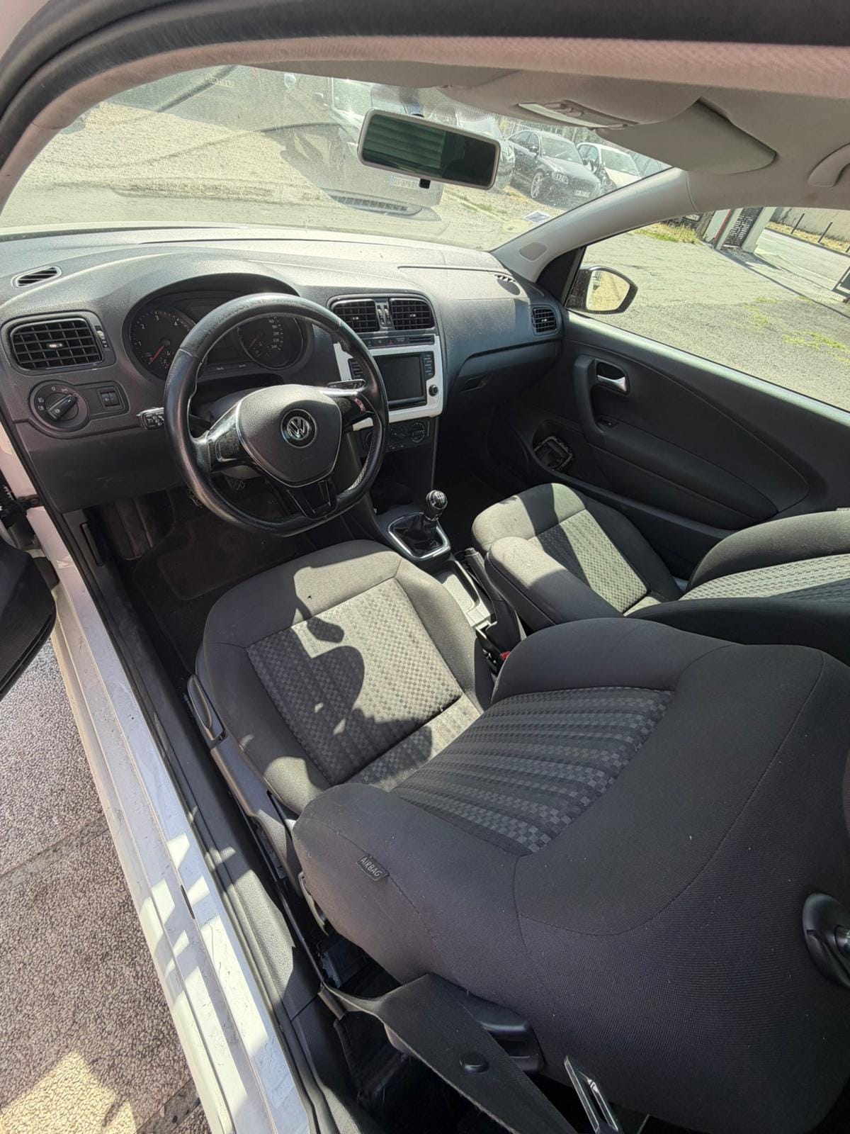 Volkswagen Polo 1.6 TDi 75 cv boite 5 avec GPS