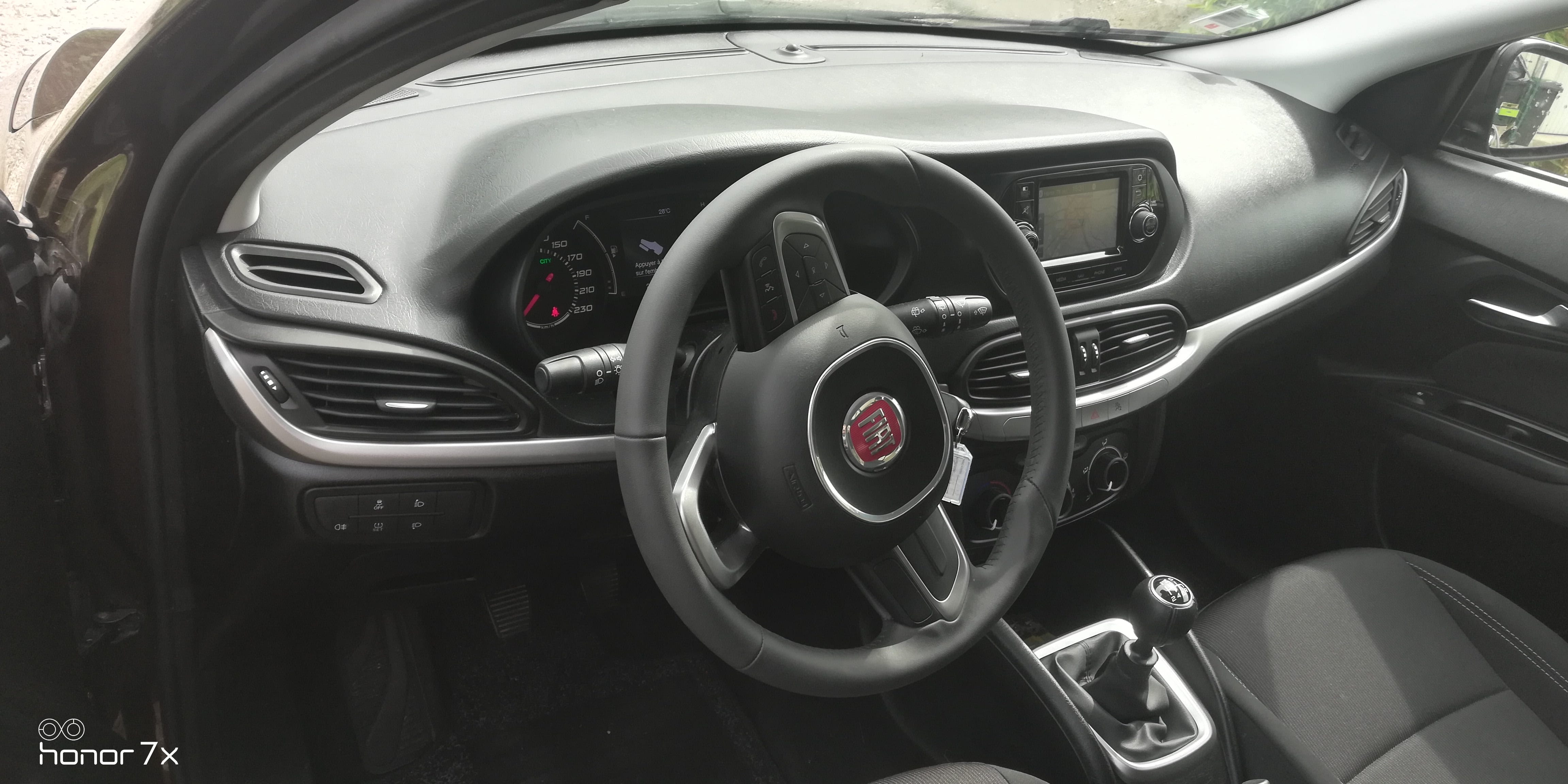 Fiat Tipo 1.4 95 Ch Lounge avec Entrée audio / iPod