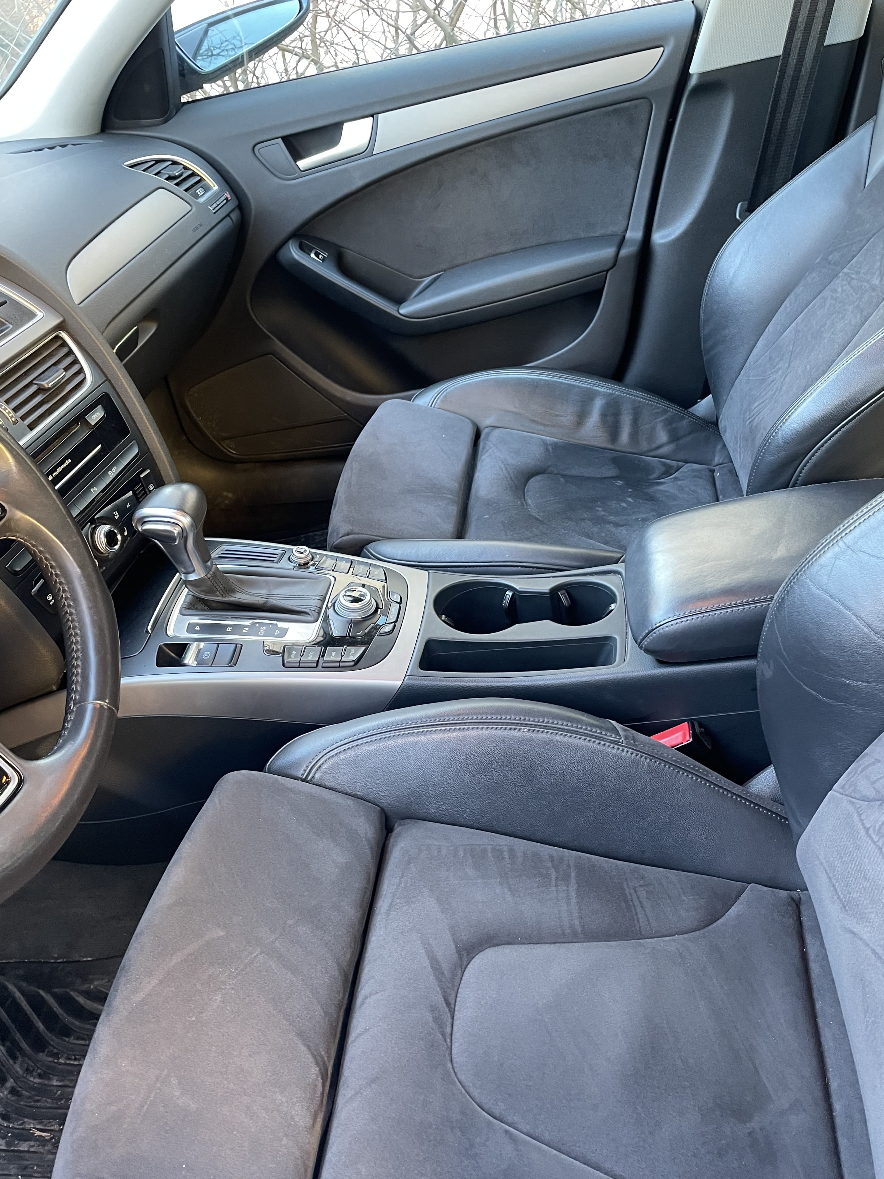 Audi A4 2.0T Premium Asker Centrum med Bluetooth audio