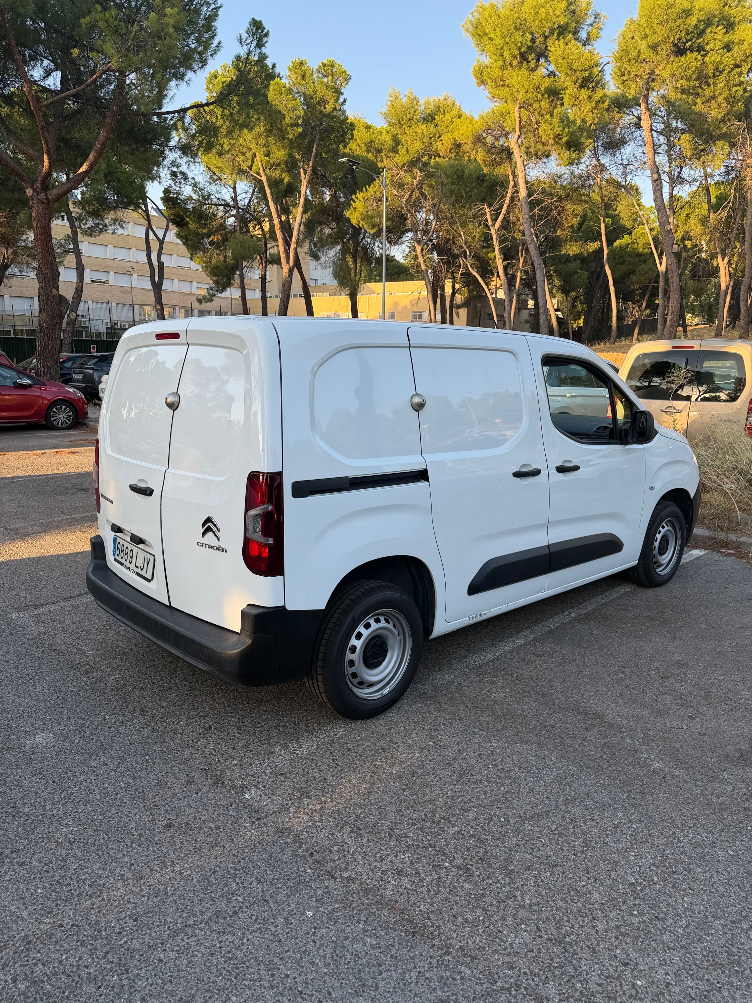 Citroen Berlingo with Bluetooth audio