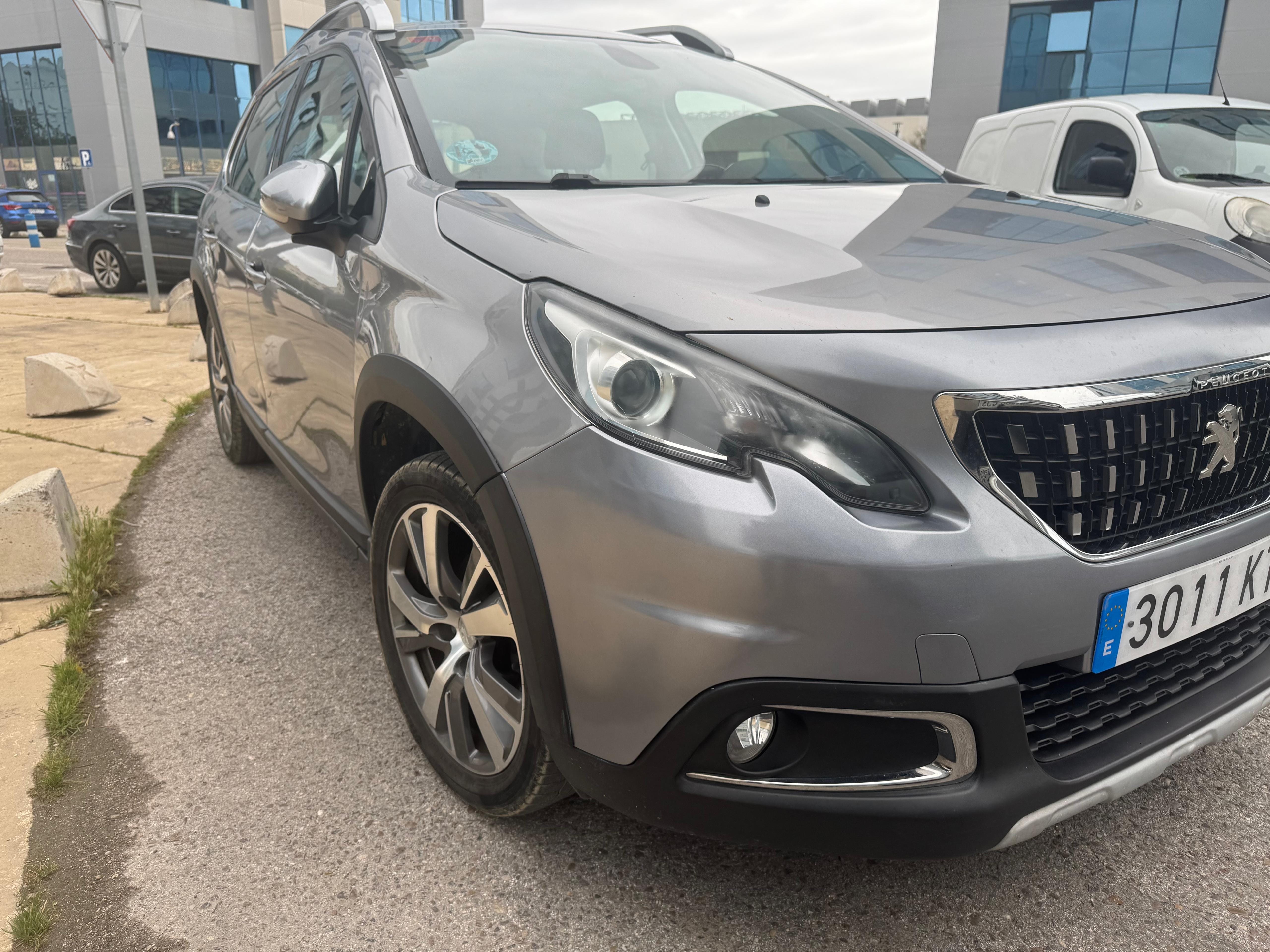 Peugeot 2008 1.5 blueHDI con Aire acondicionado