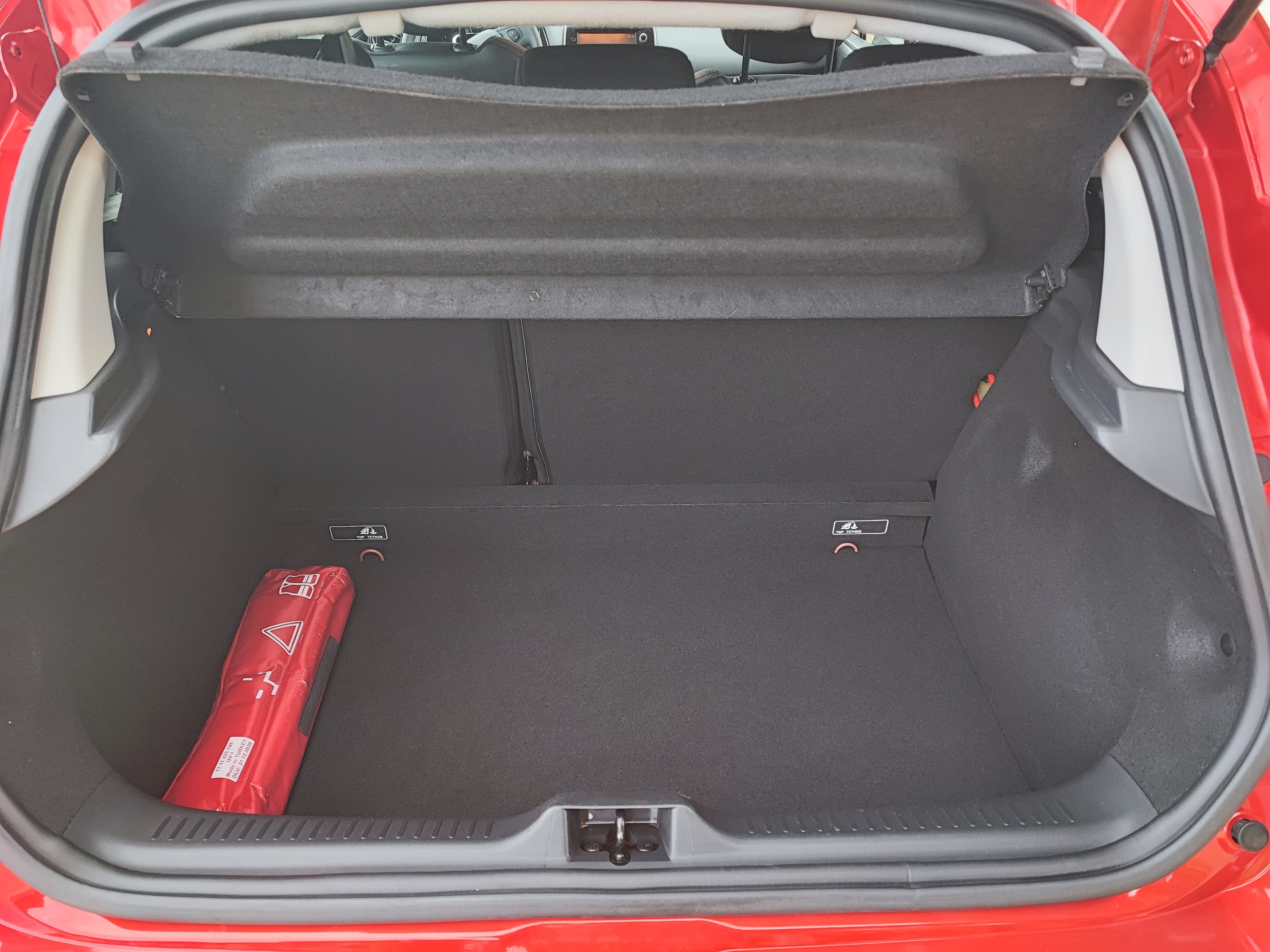 Renault Clio avec Siège bébé
