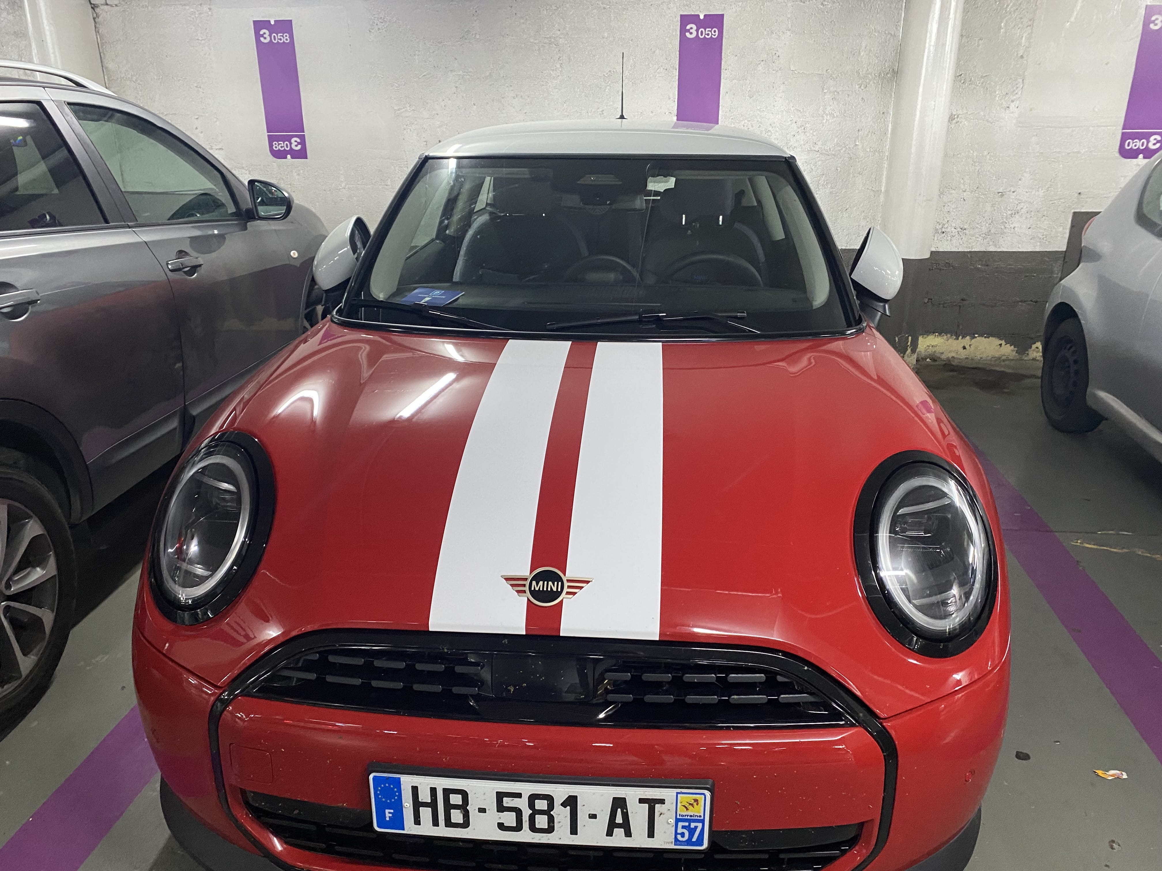 Mini Cooper 3 portes, 2024, Essence 95, automatique