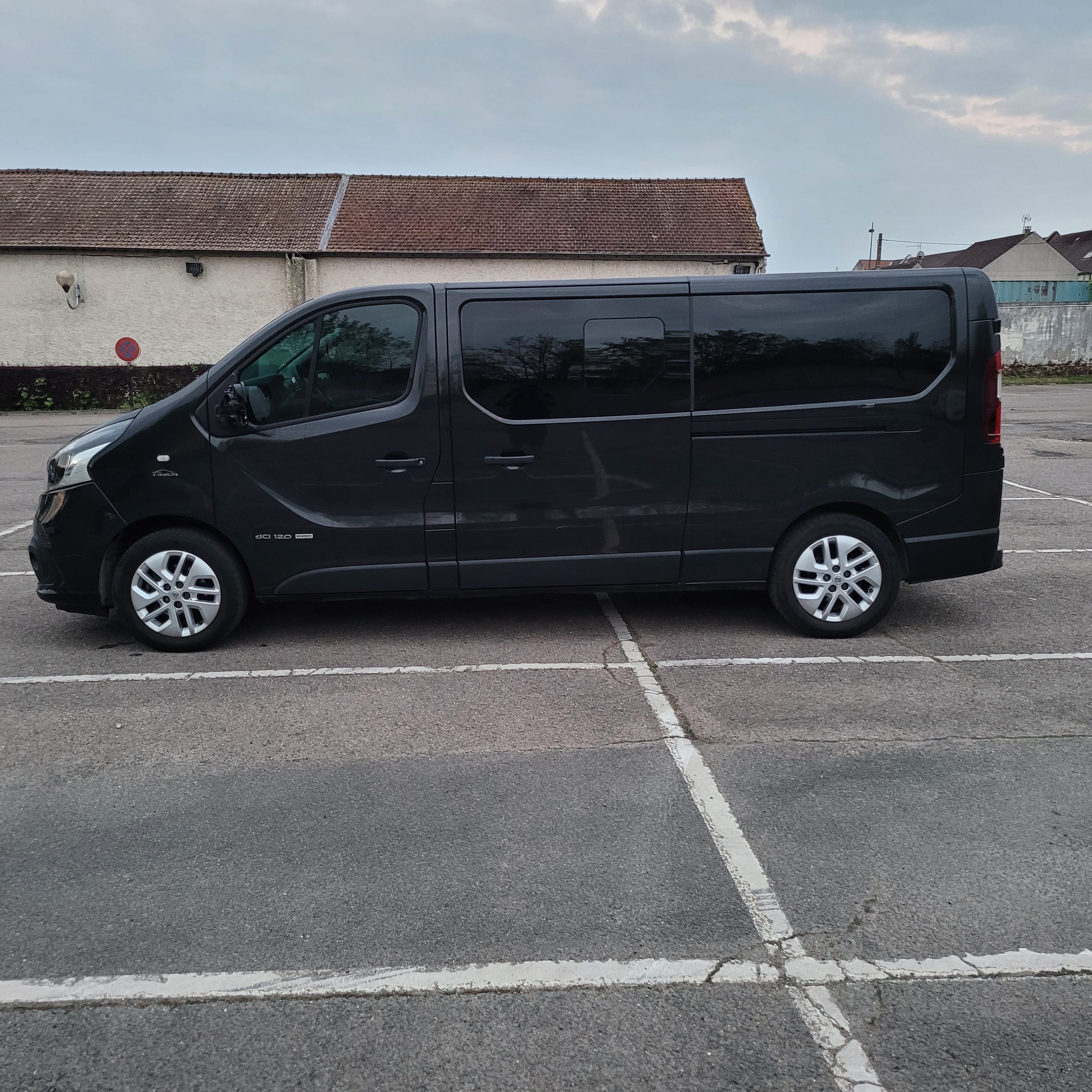 Renault Trafic Passenger