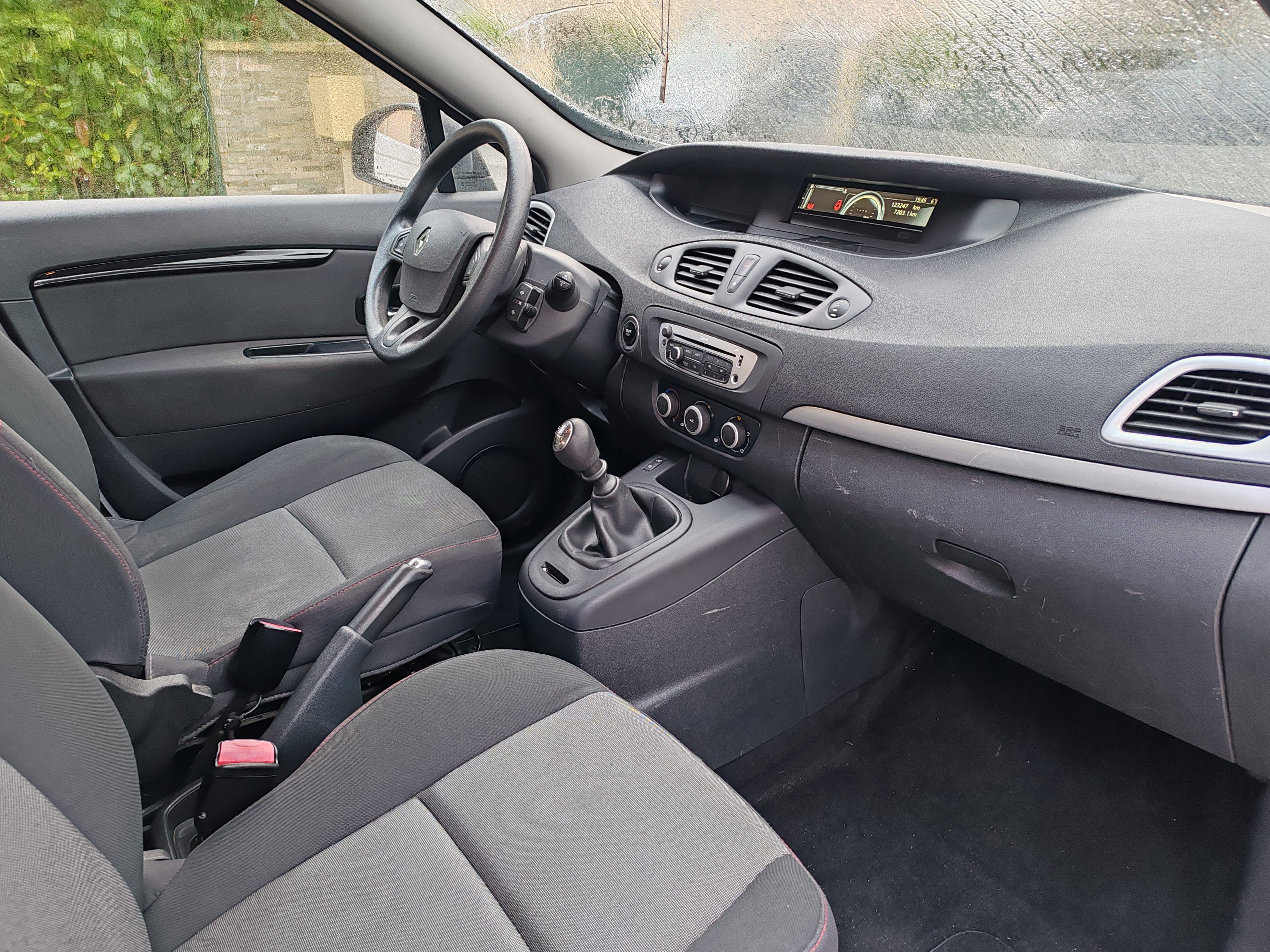 Renault Scenic 1.5 DCI avec Audio Bluetooth