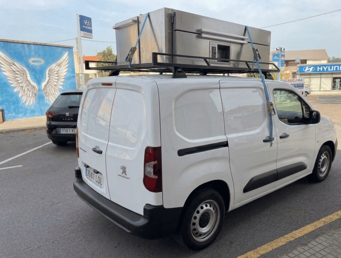 Peugeot Partner Furgoneta mit Klimaanlage
